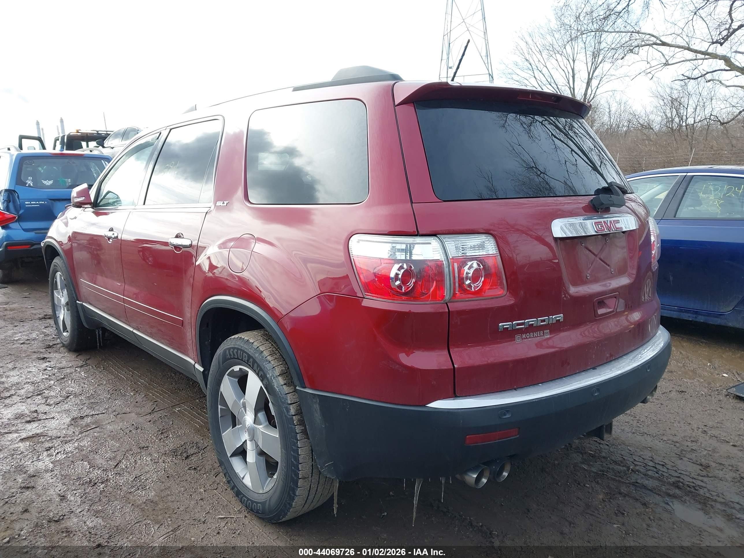 GMC ACADIA image 3