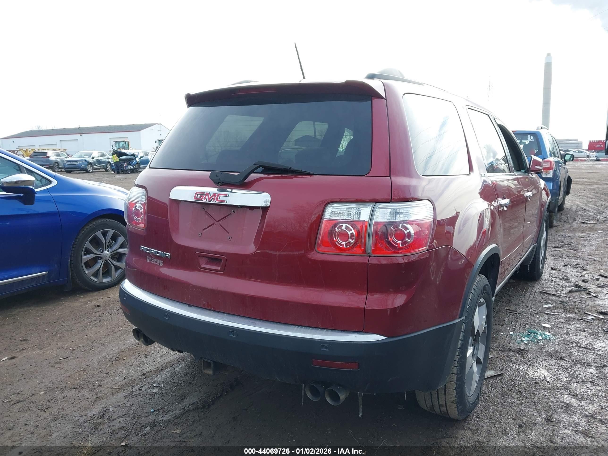 GMC ACADIA image 4