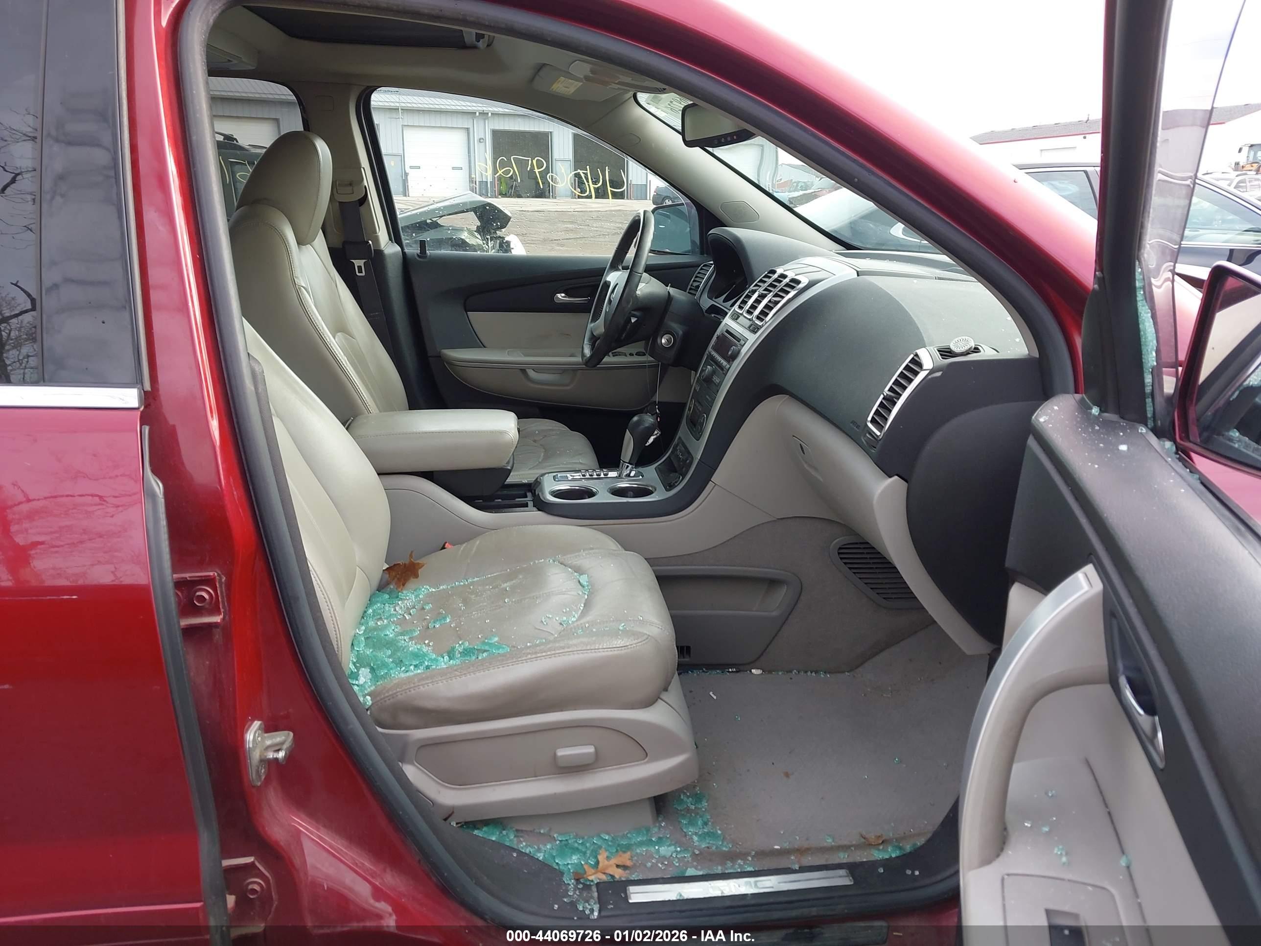 GMC ACADIA image 5