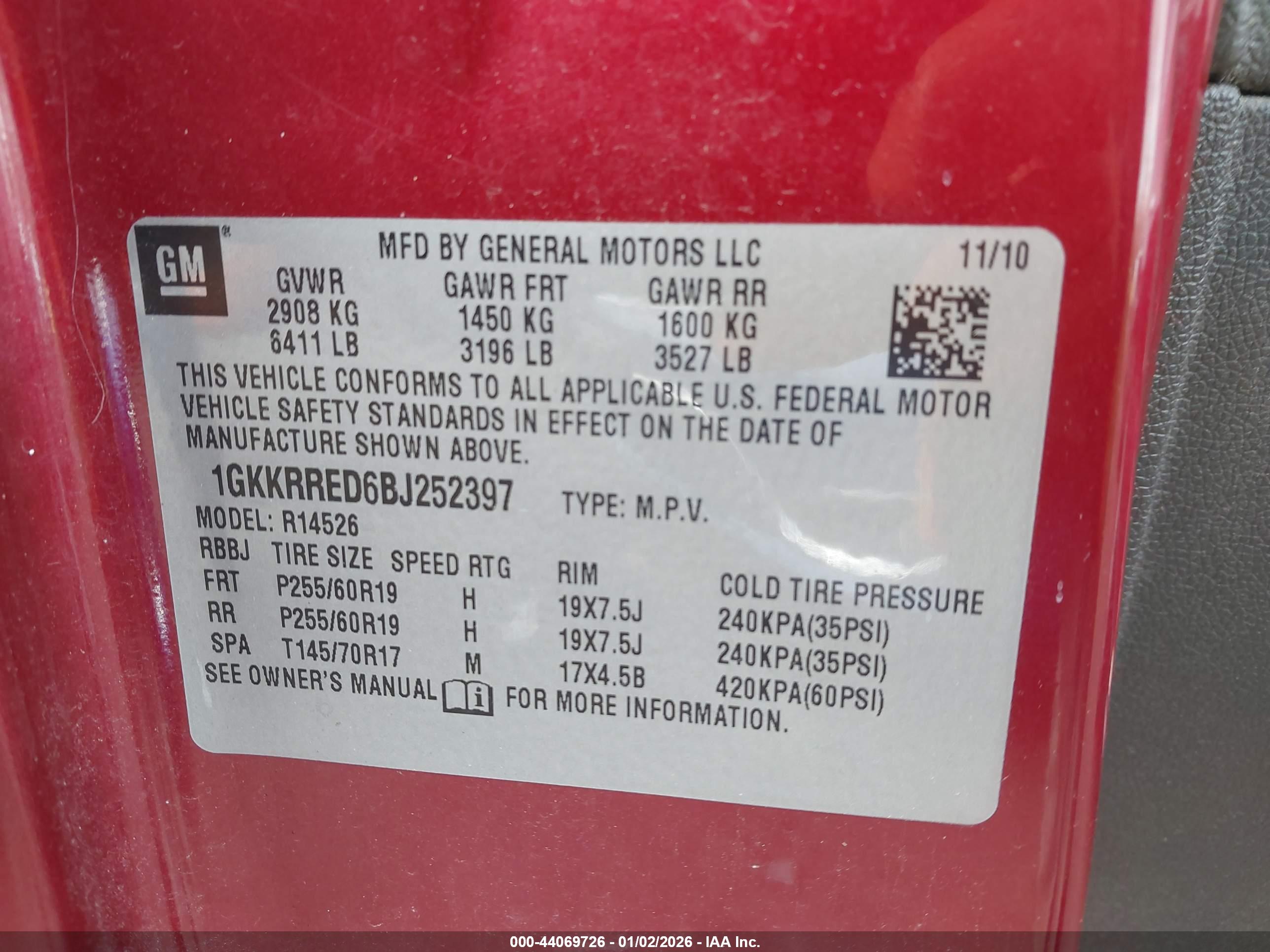 GMC ACADIA image 9