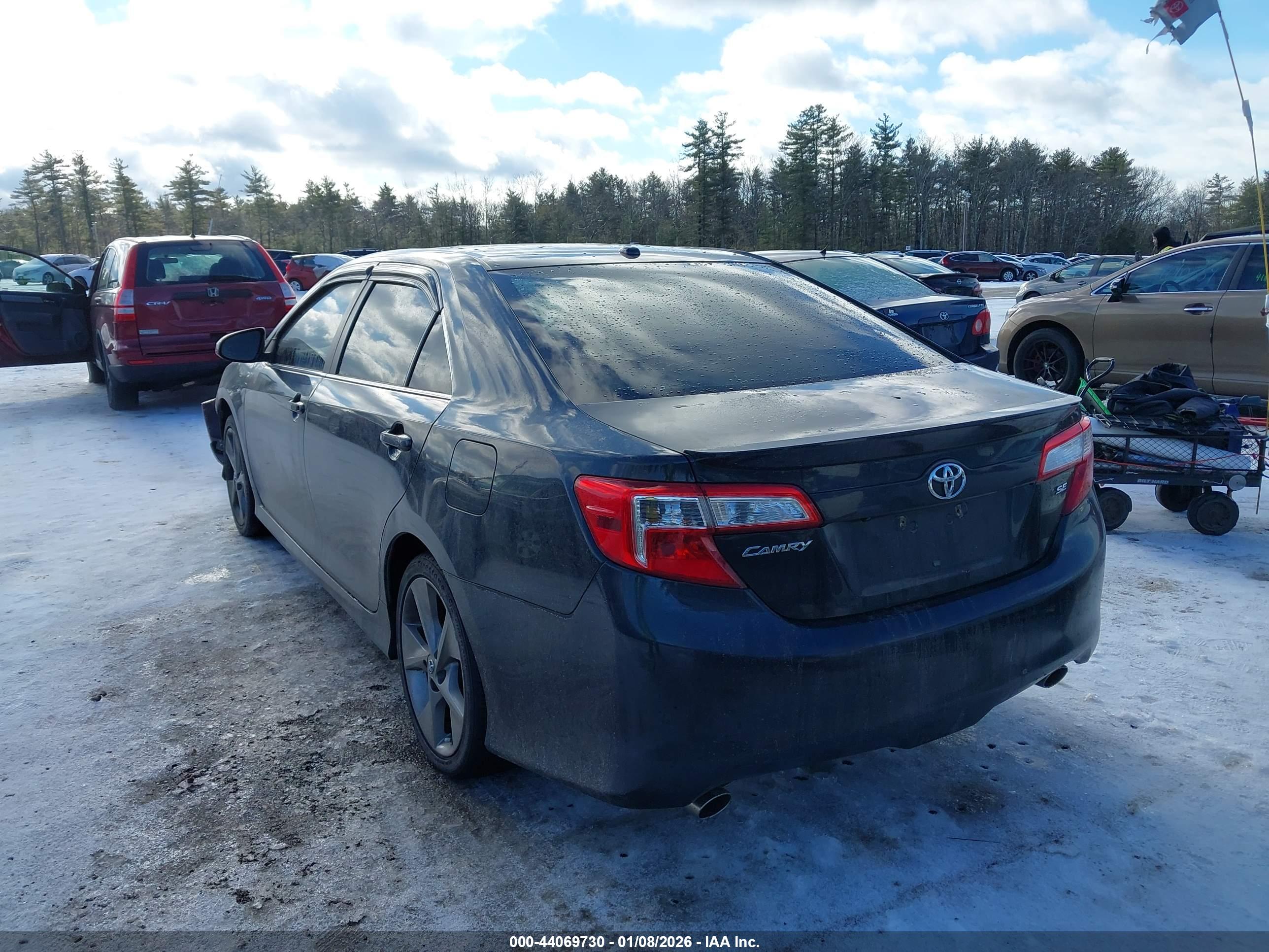 TOYOTA CAMRY image 3