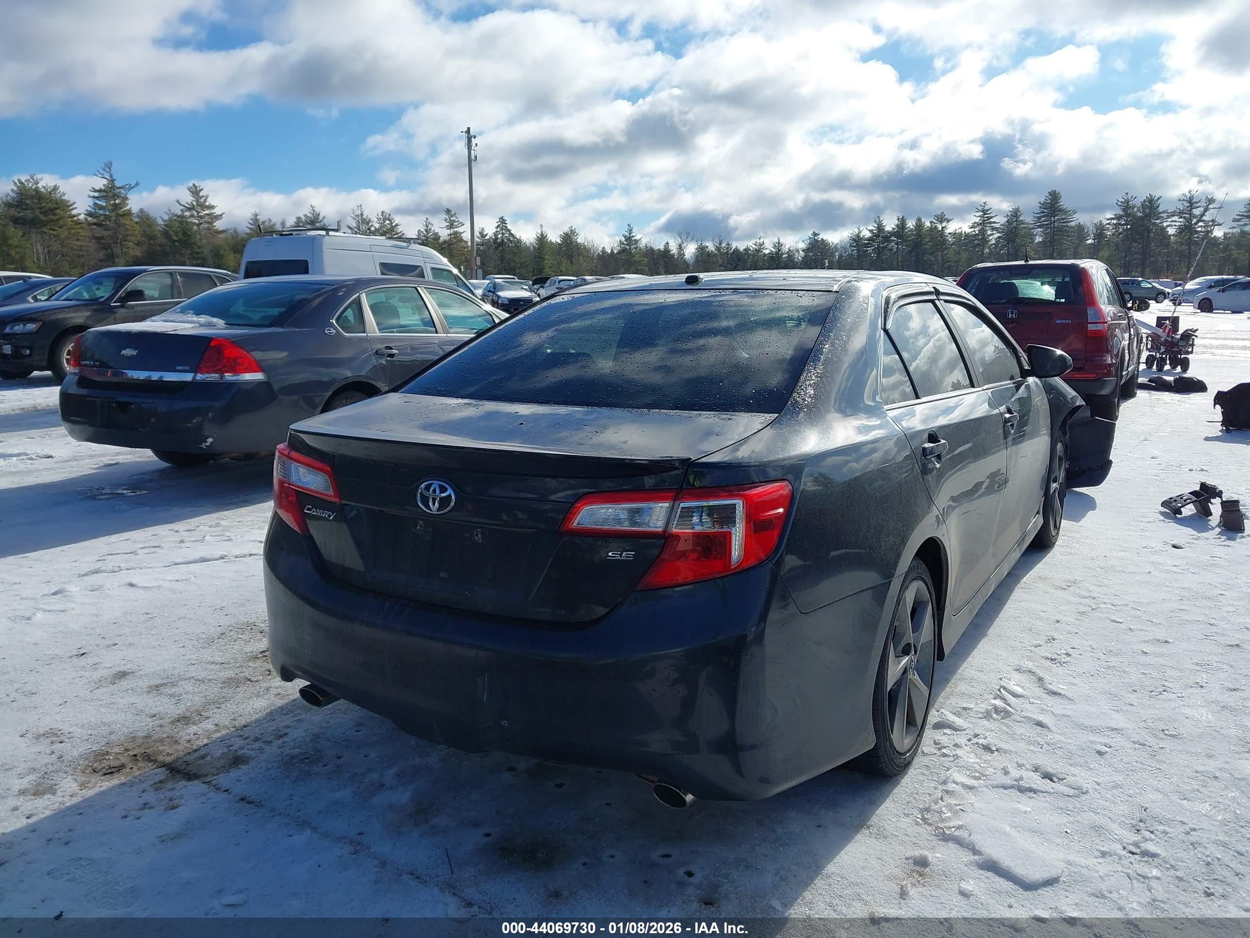 TOYOTA CAMRY image 4