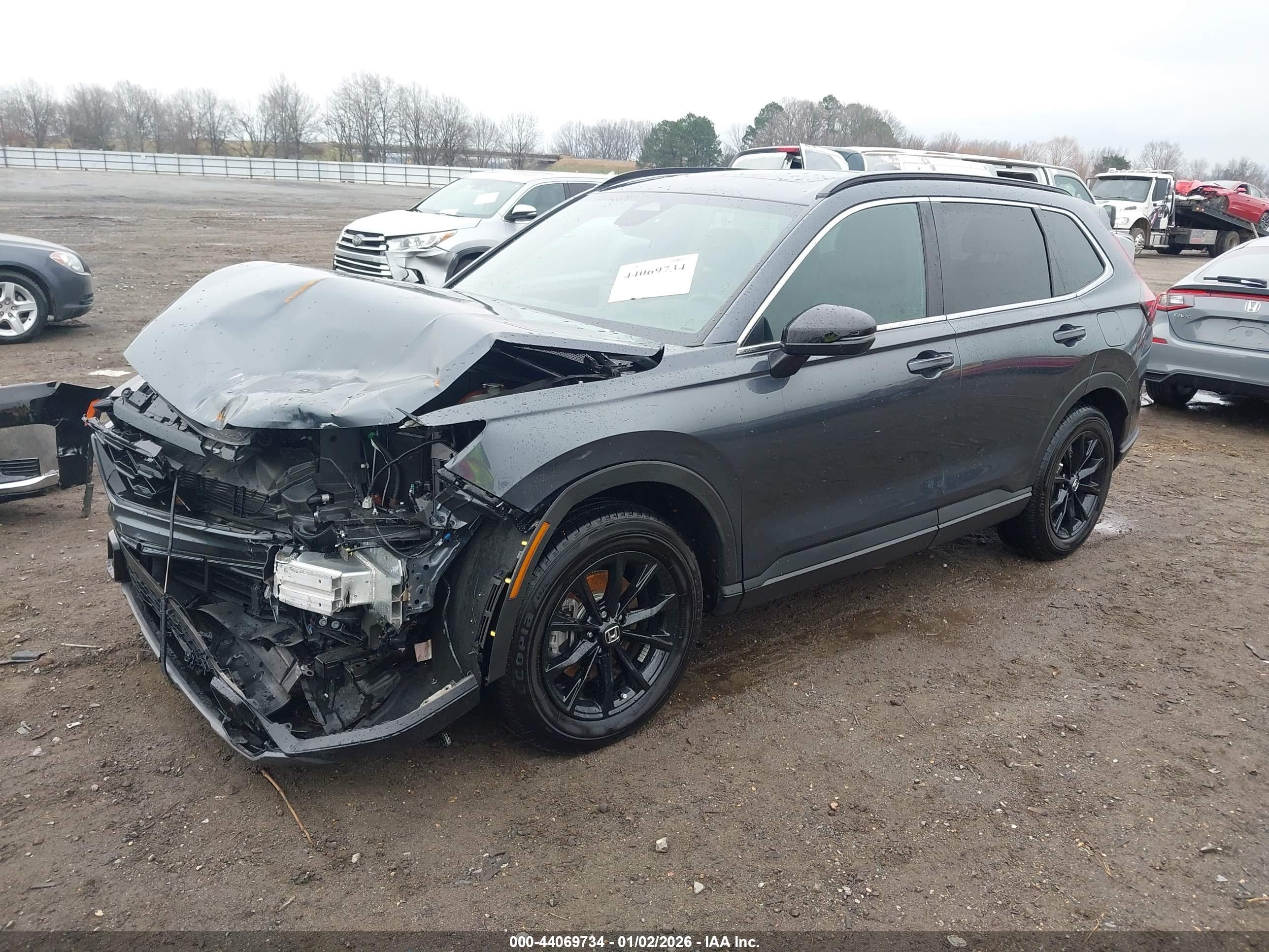 HONDA CR-V image 2