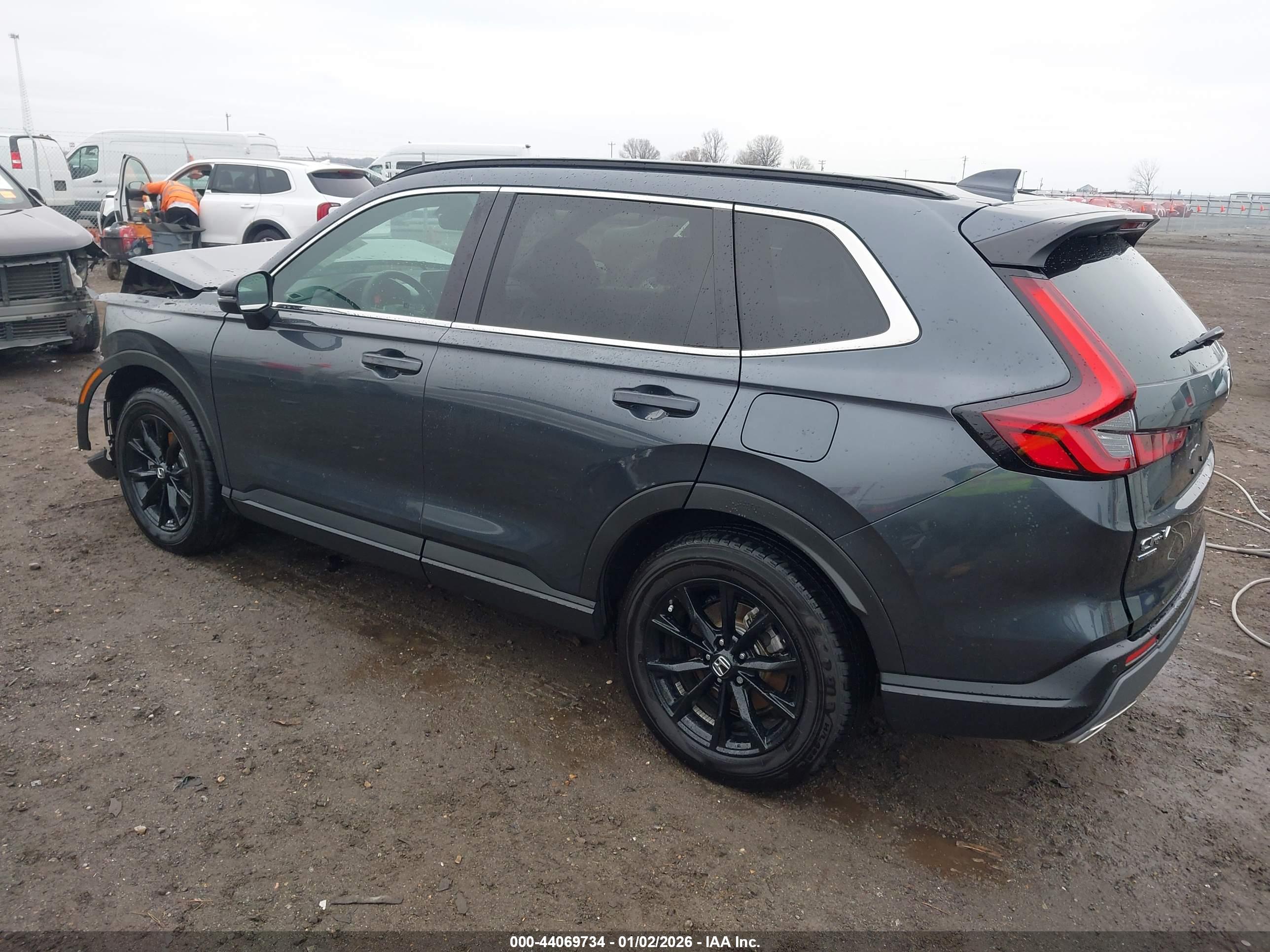 HONDA CR-V image 3