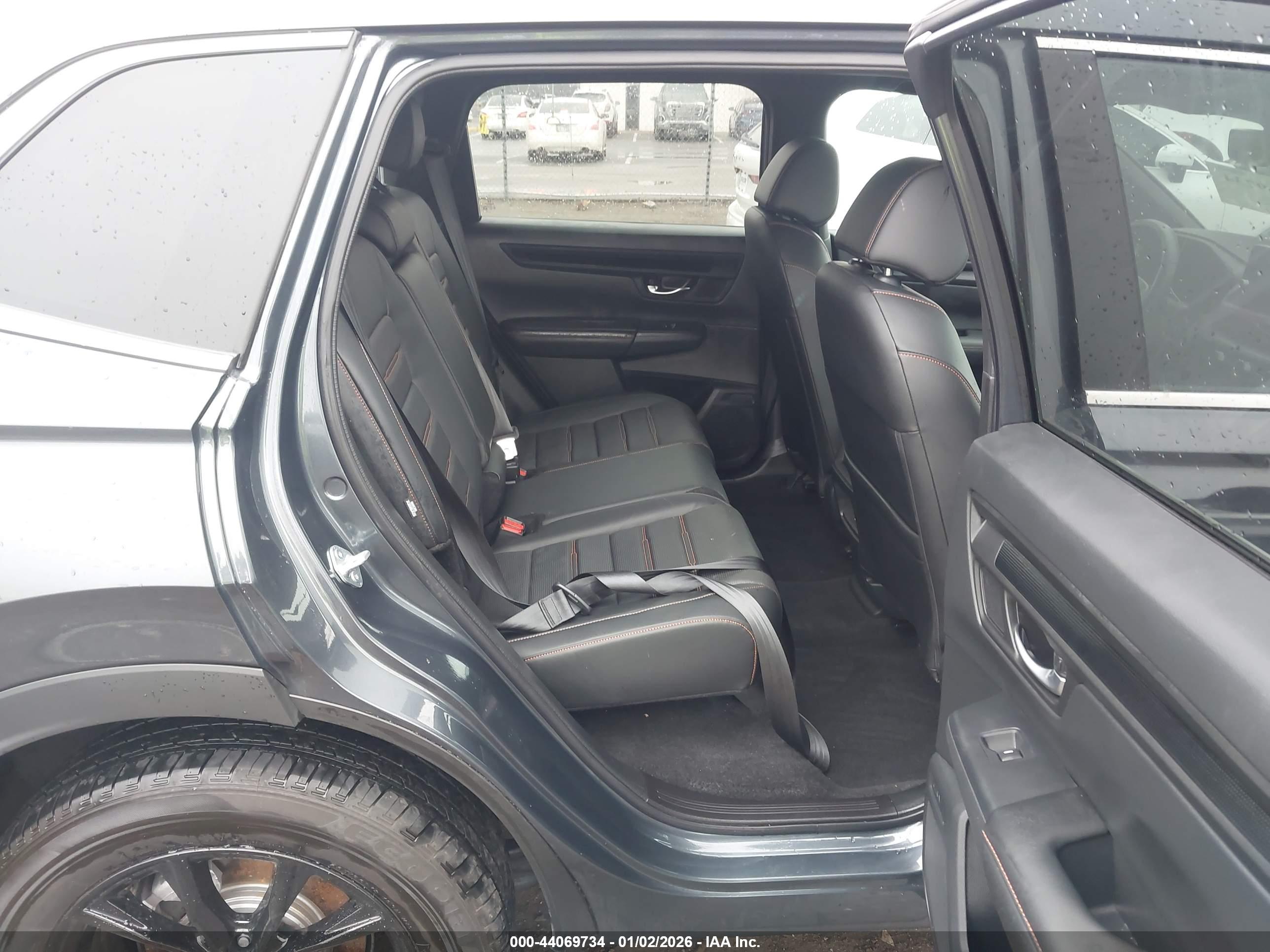 HONDA CR-V image 8