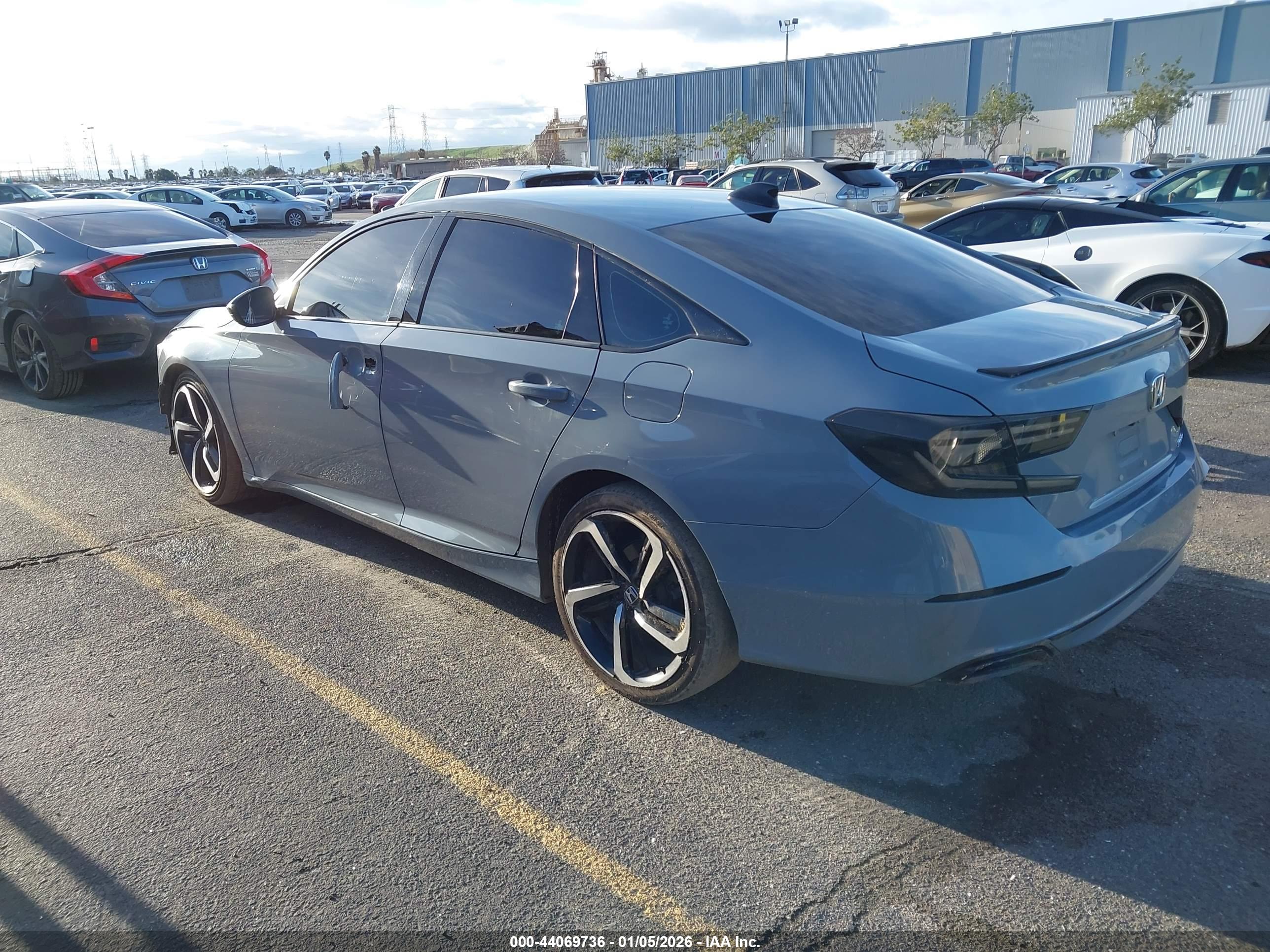 HONDA ACCORD image 3