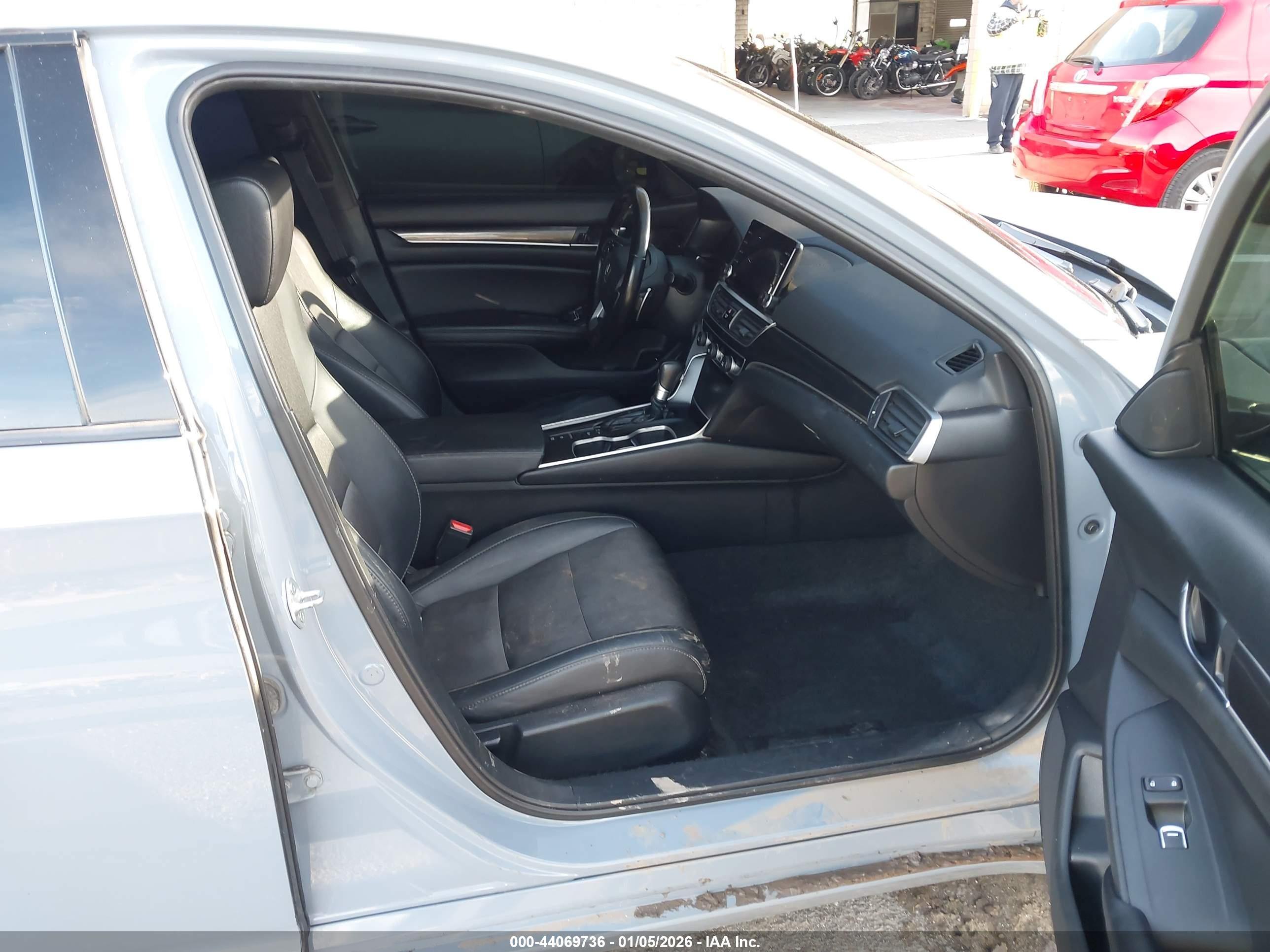 HONDA ACCORD image 5