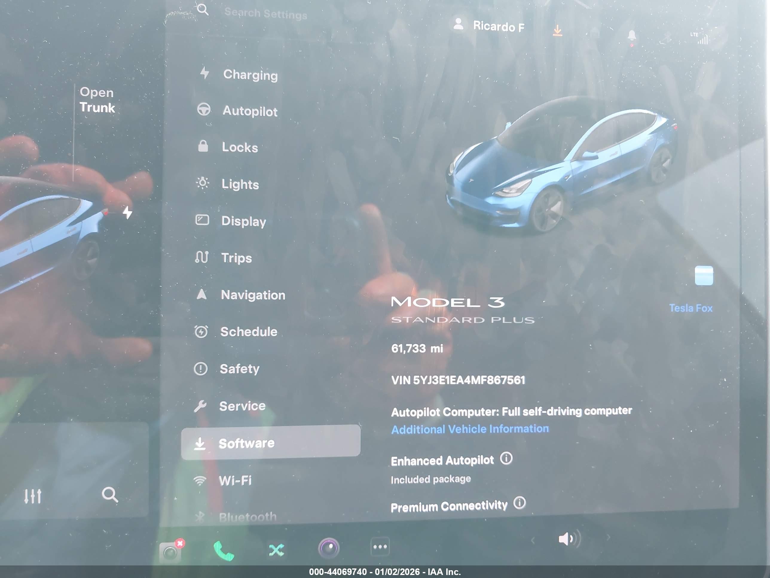 TESLA MODEL image 7