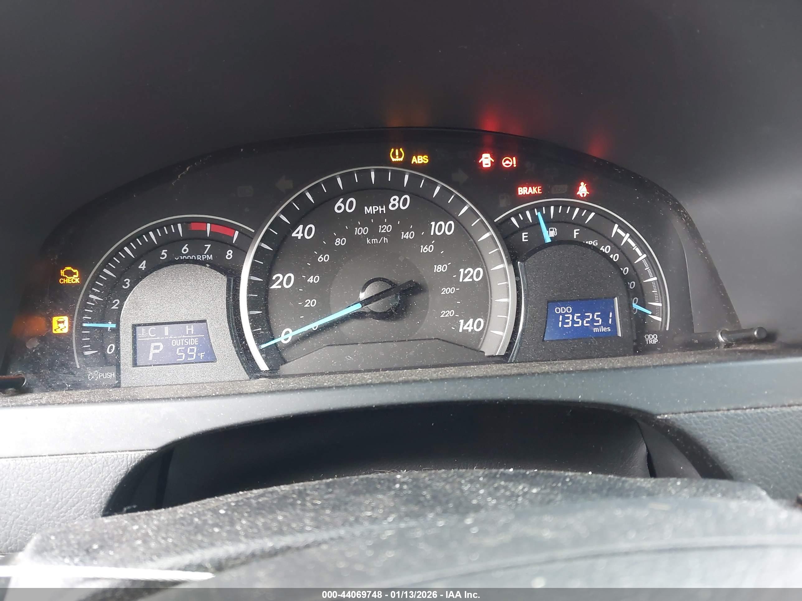 TOYOTA CAMRY image 7