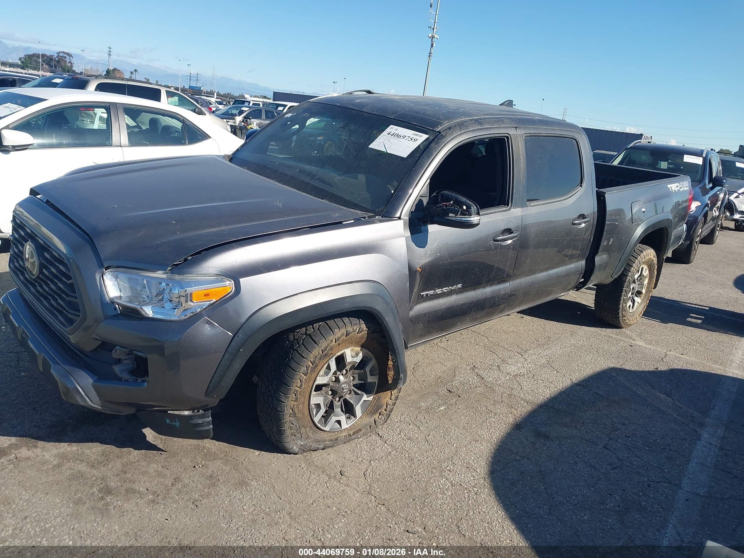 TOYOTA TACOMA image 2