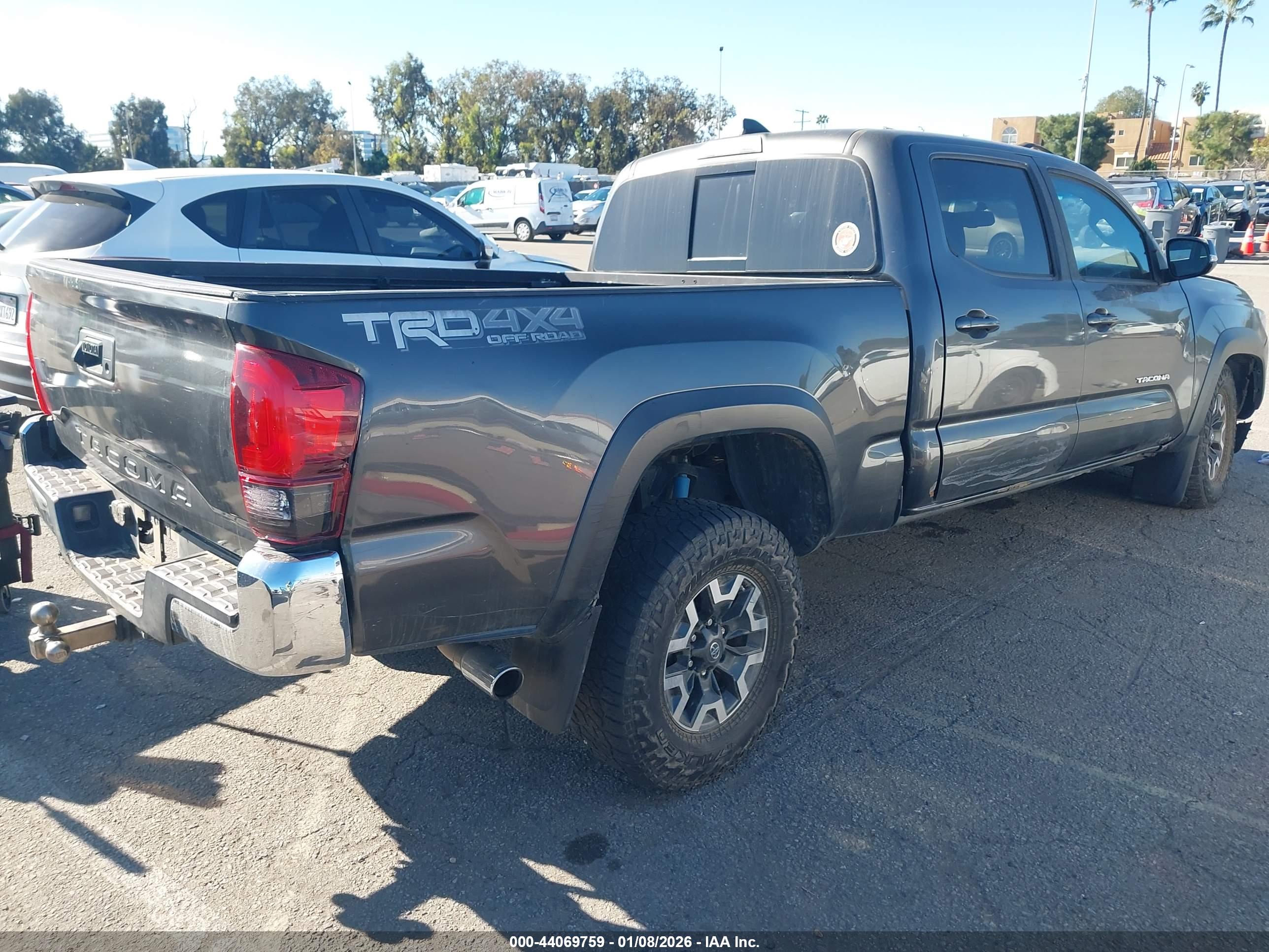 TOYOTA TACOMA image 4