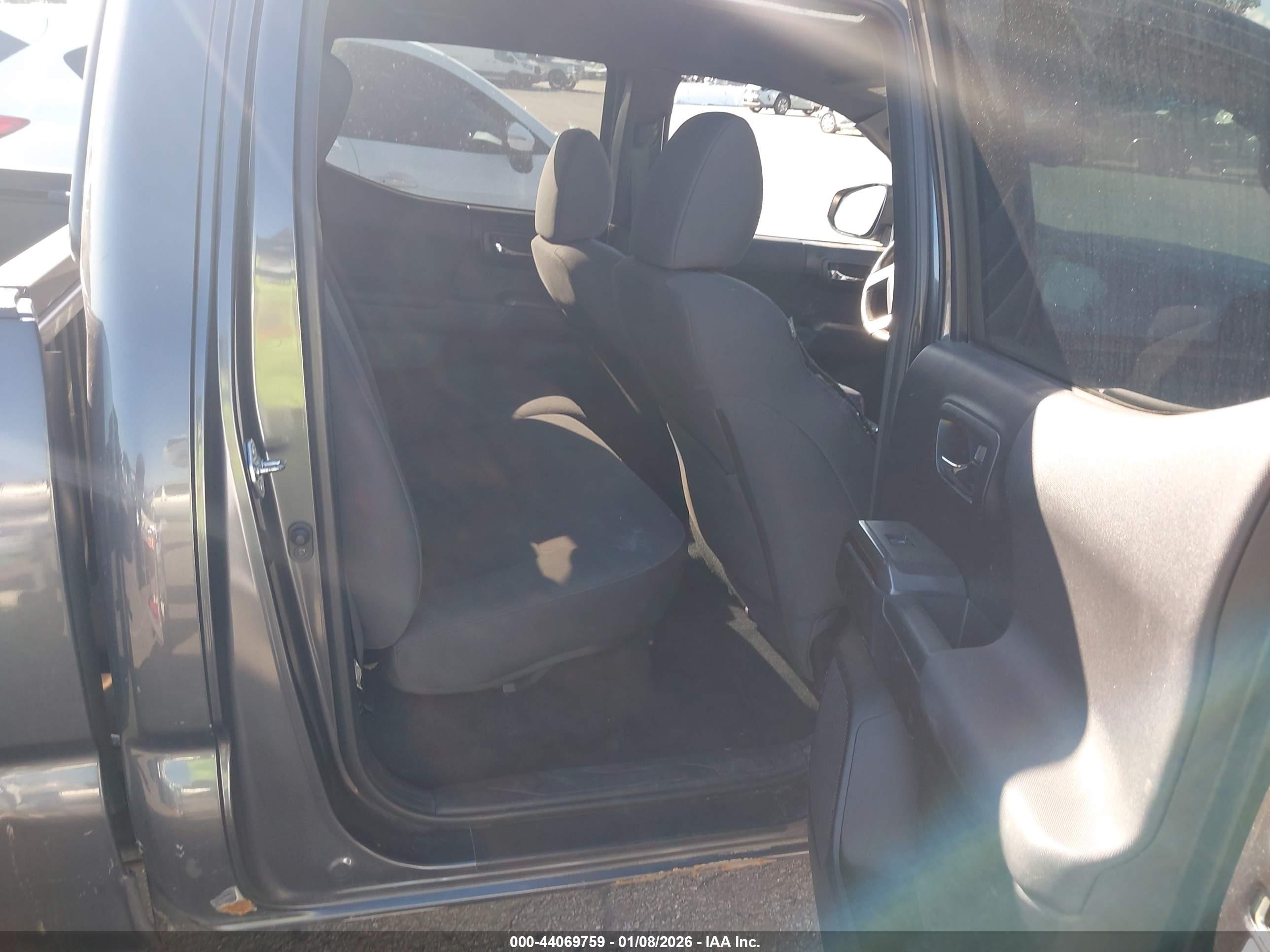 TOYOTA TACOMA image 8