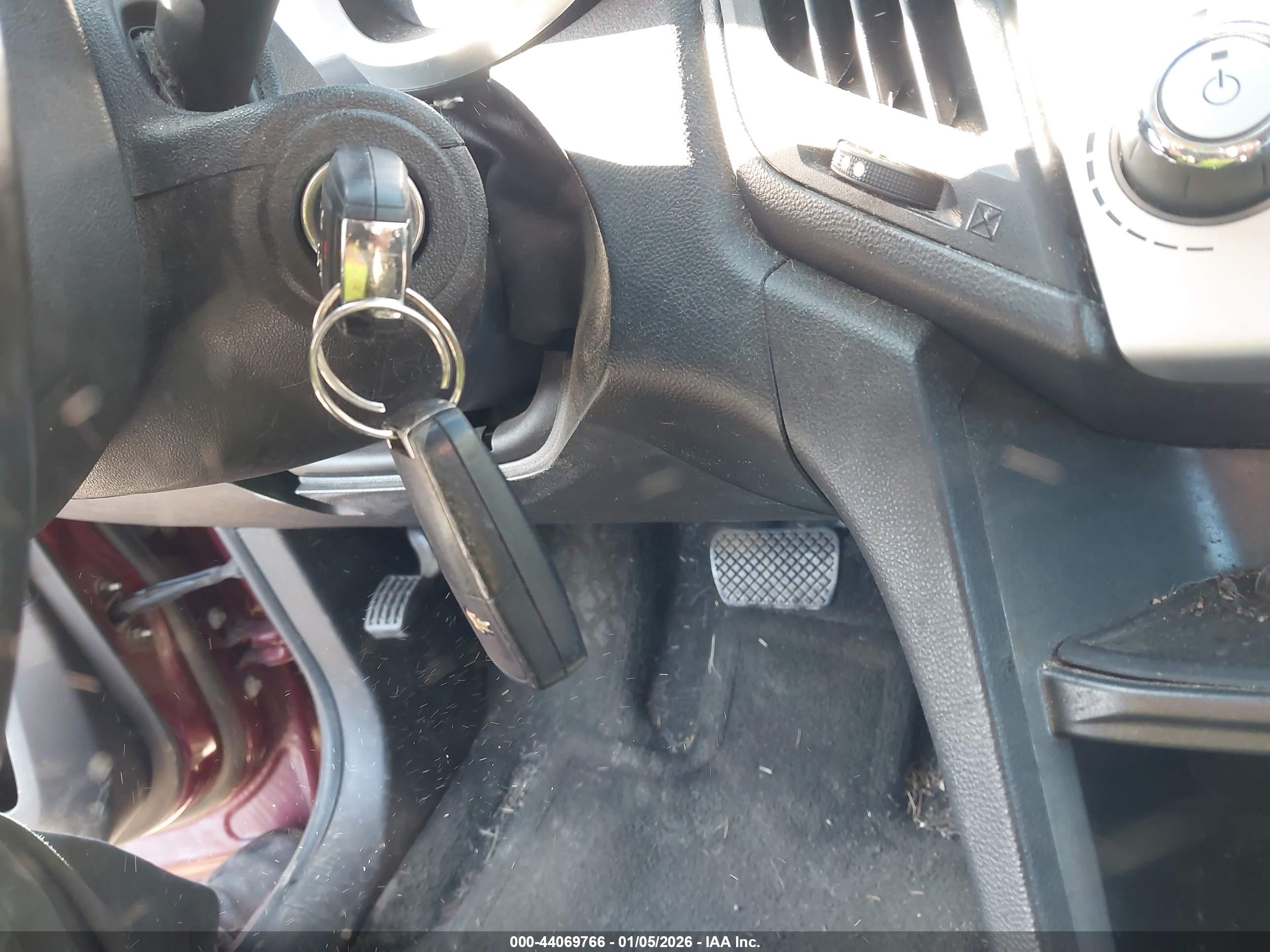 CHEVROLET EQUINOX image 11
