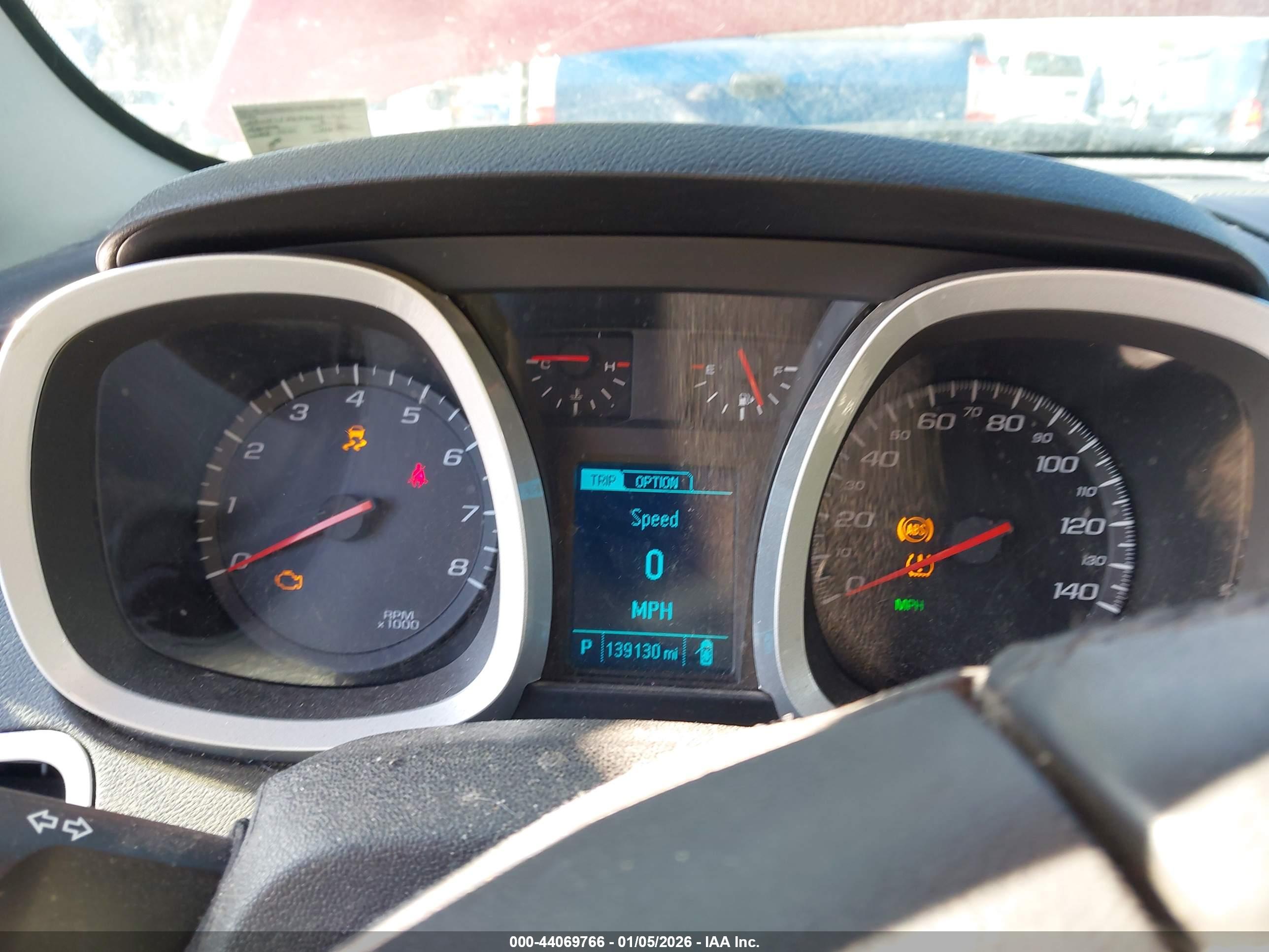 CHEVROLET EQUINOX image 7