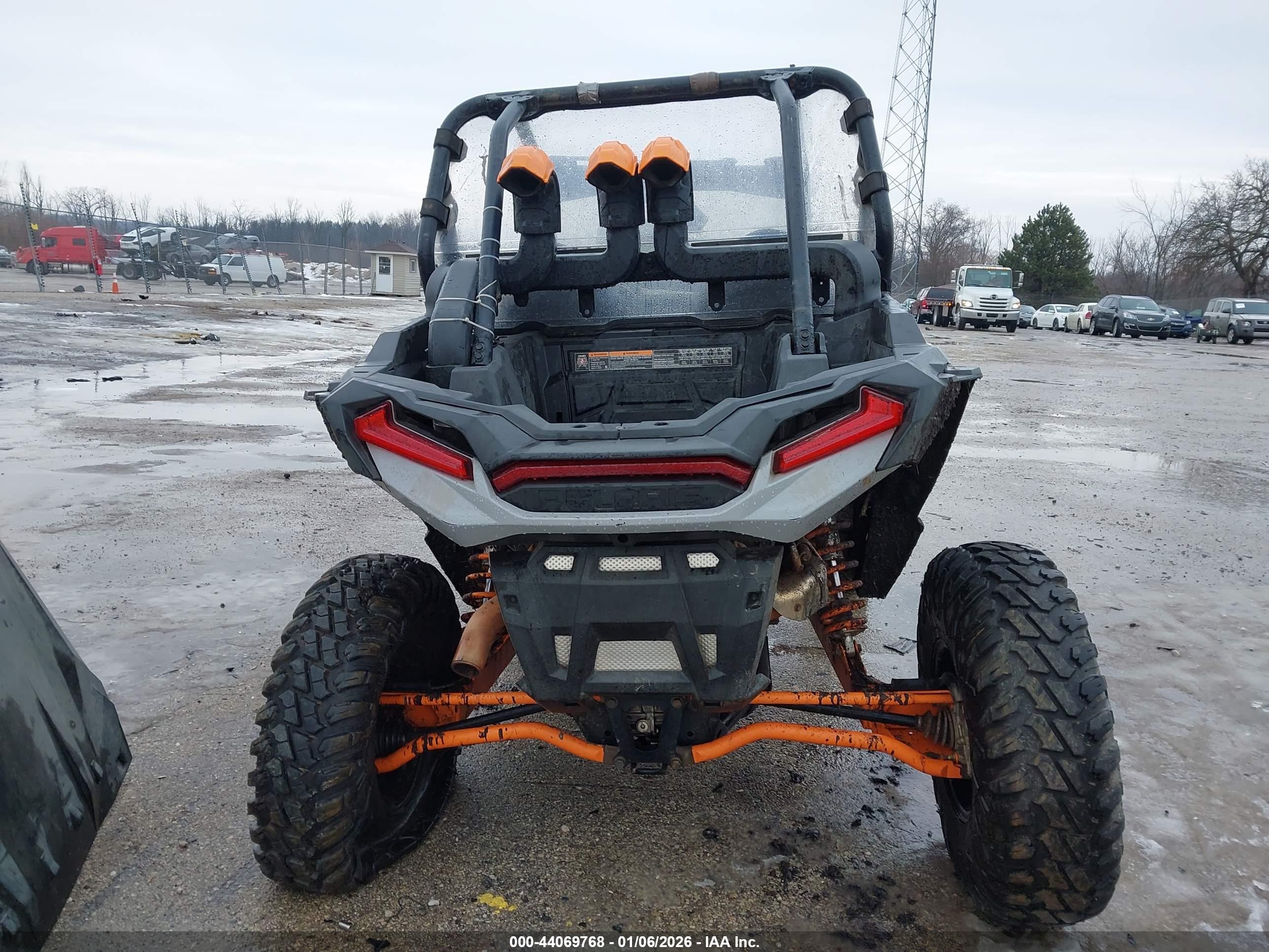POLARIS RZR image 6