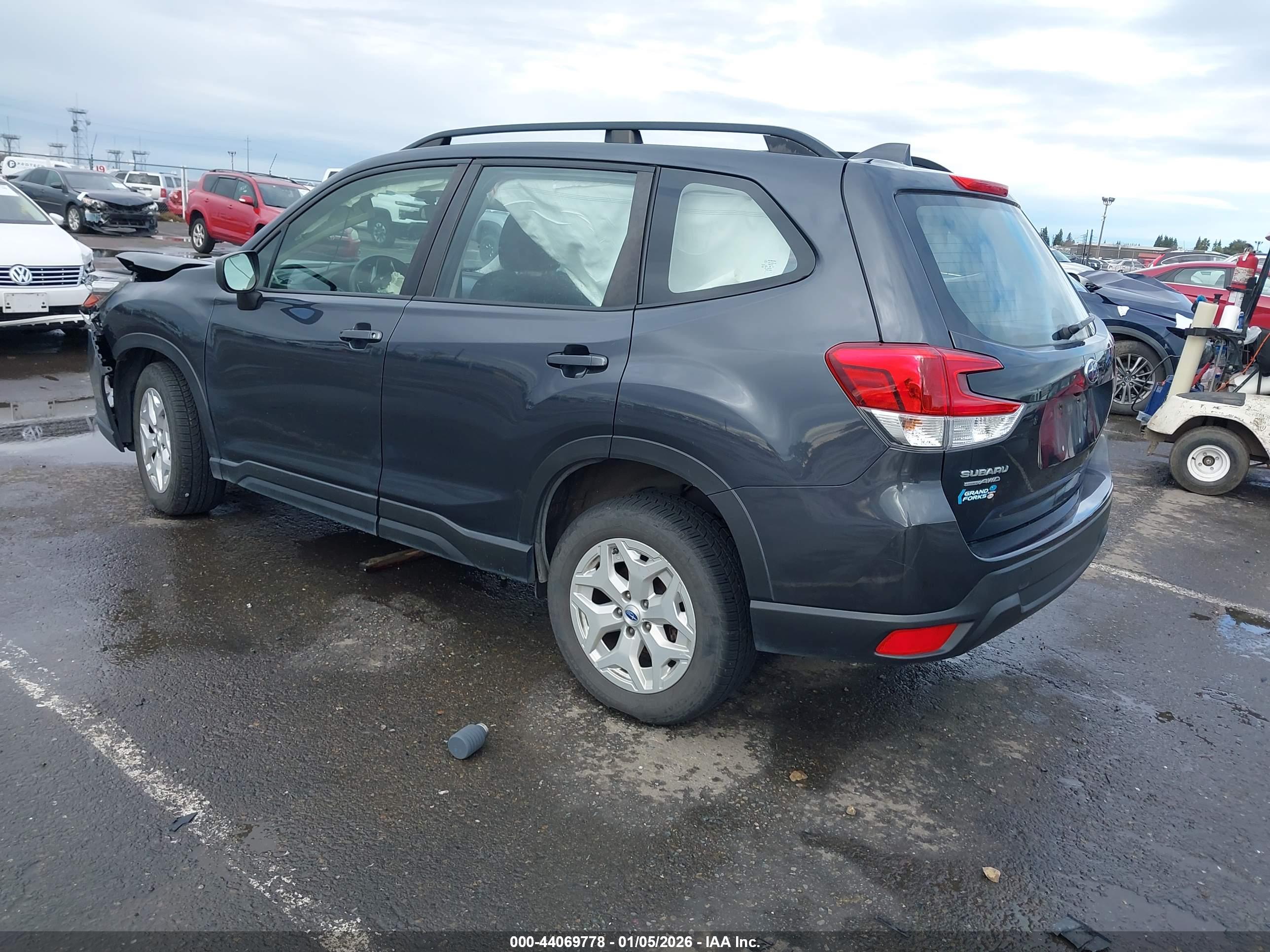SUBARU FORESTER image 3