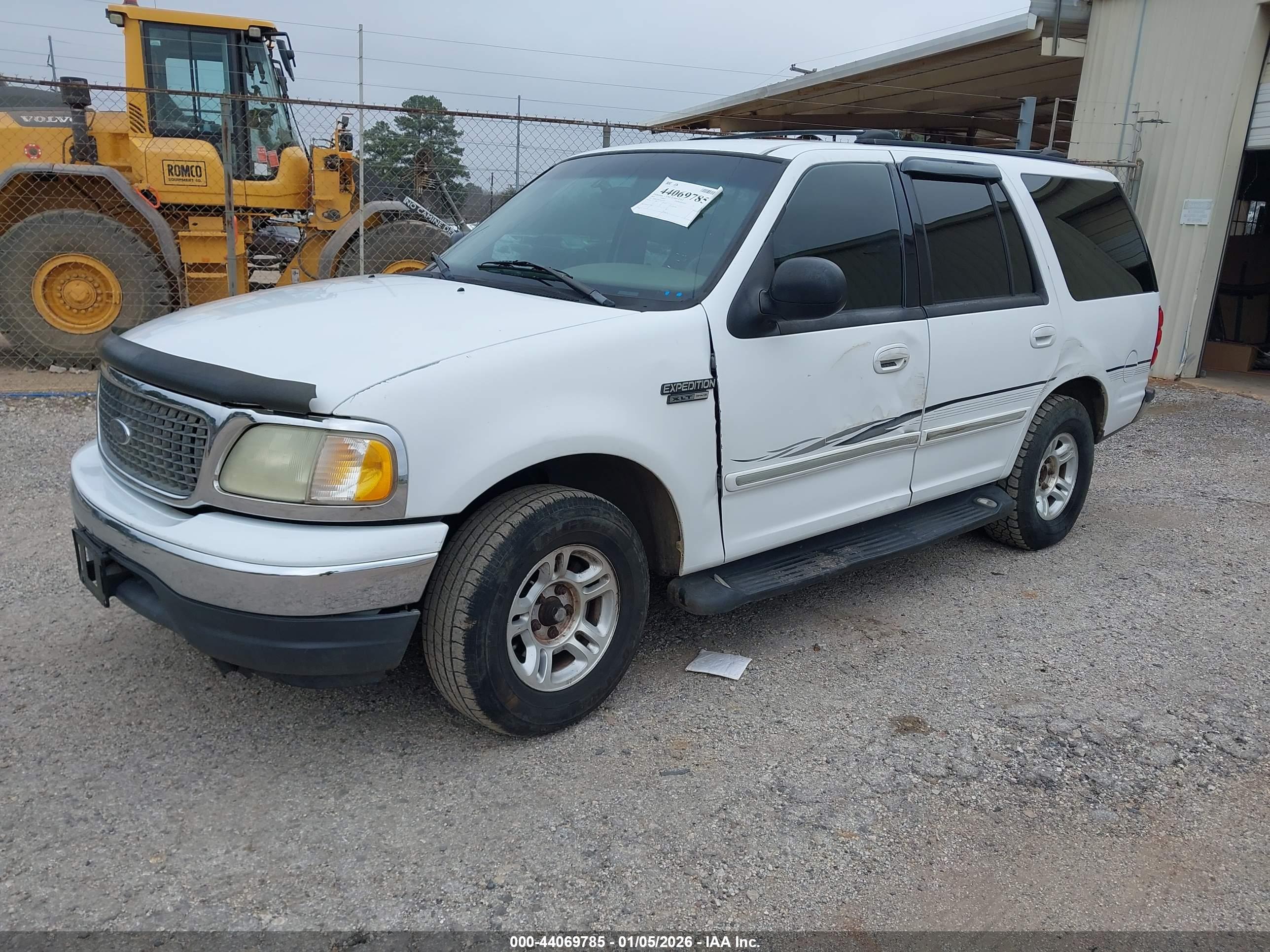 FORD EXPEDITION image 2
