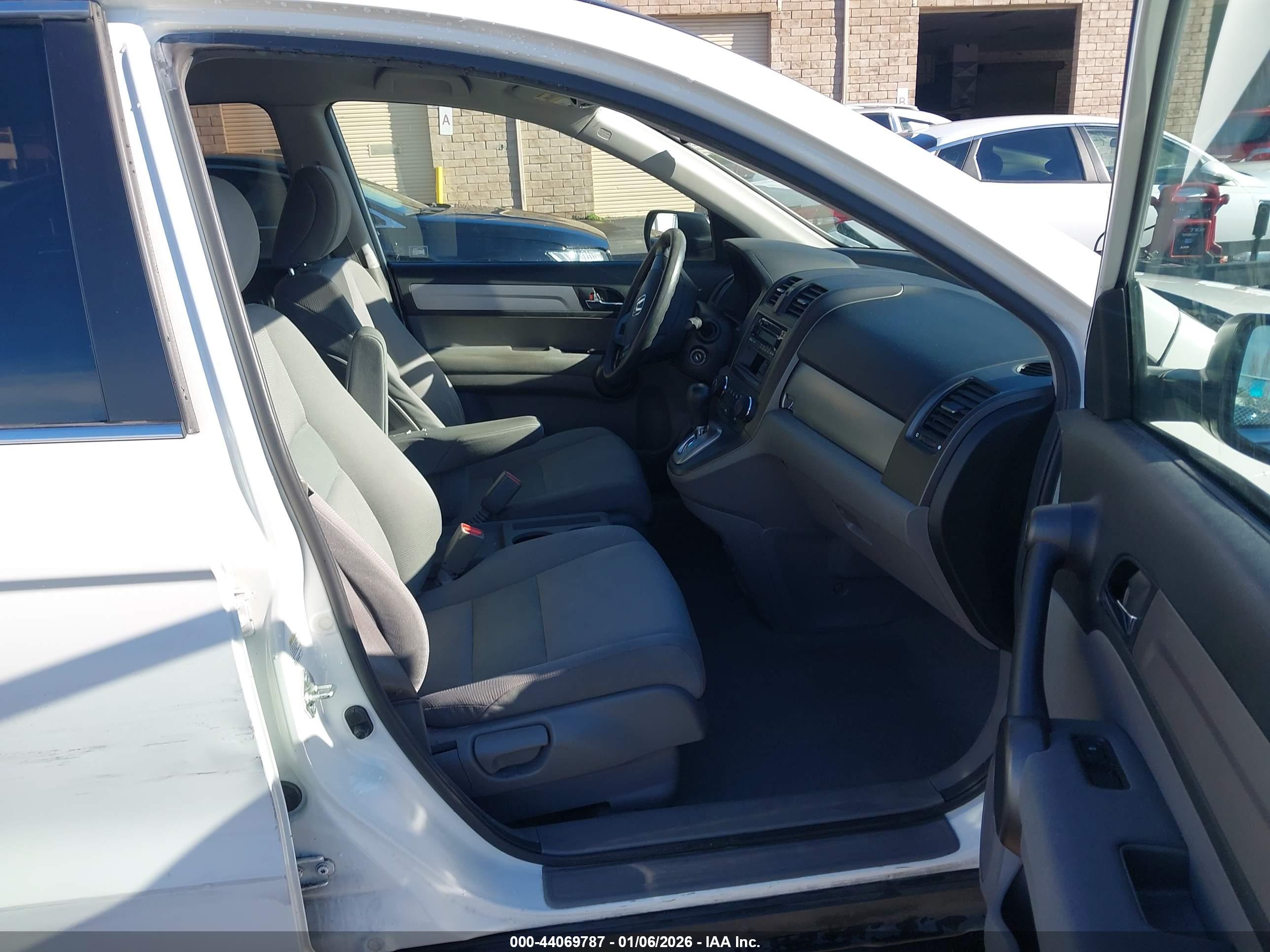 HONDA CR-V image 5