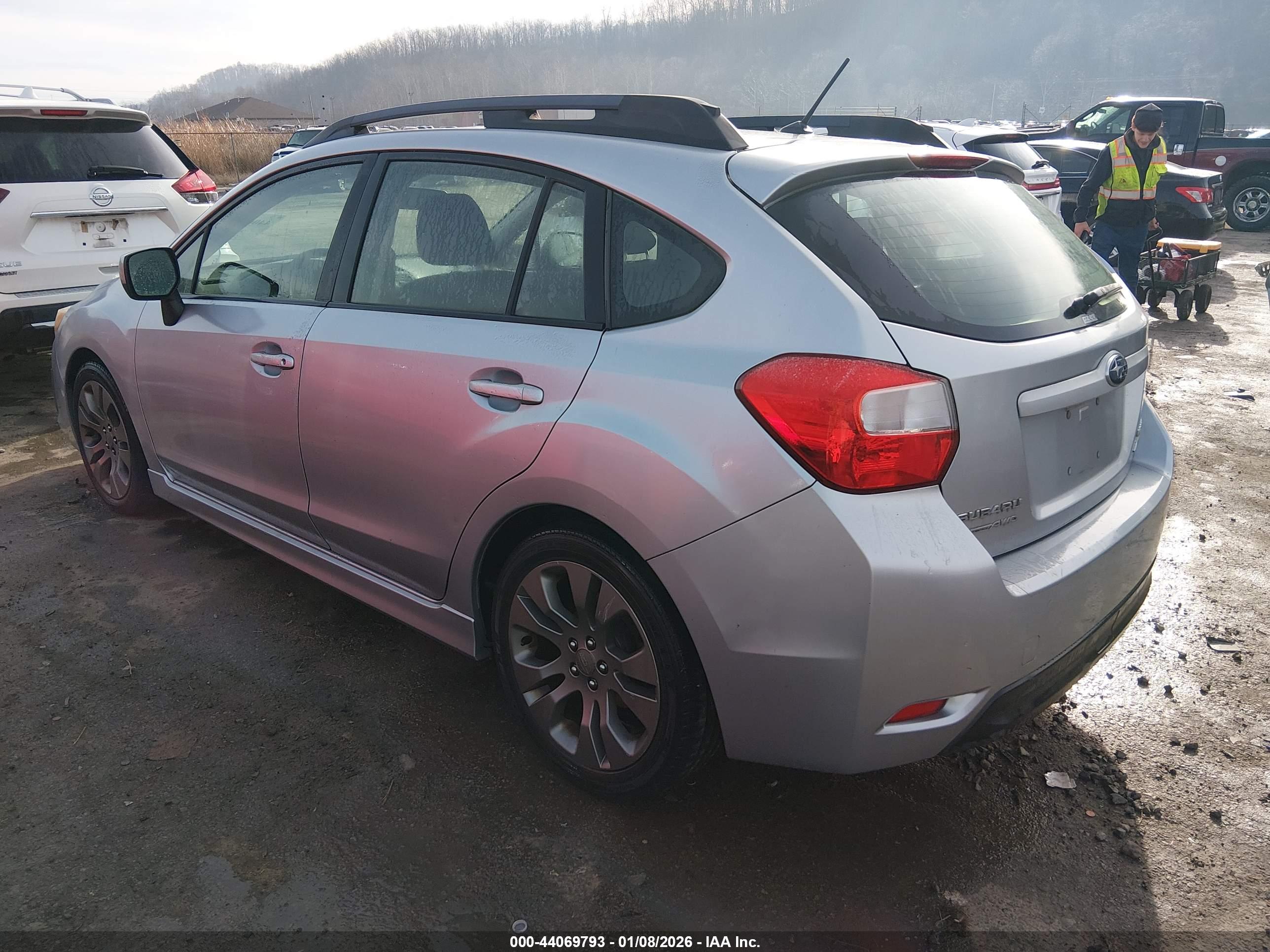 SUBARU IMPREZA image 3