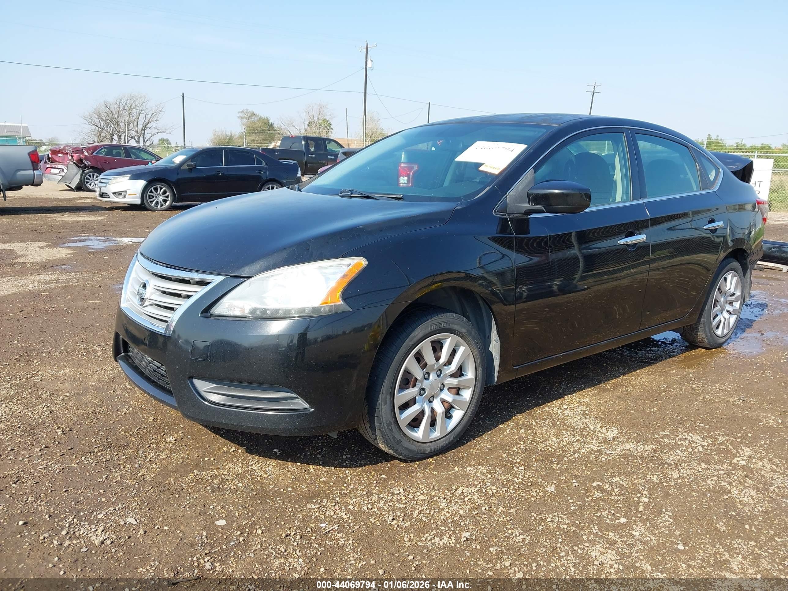 NISSAN SENTRA image 2