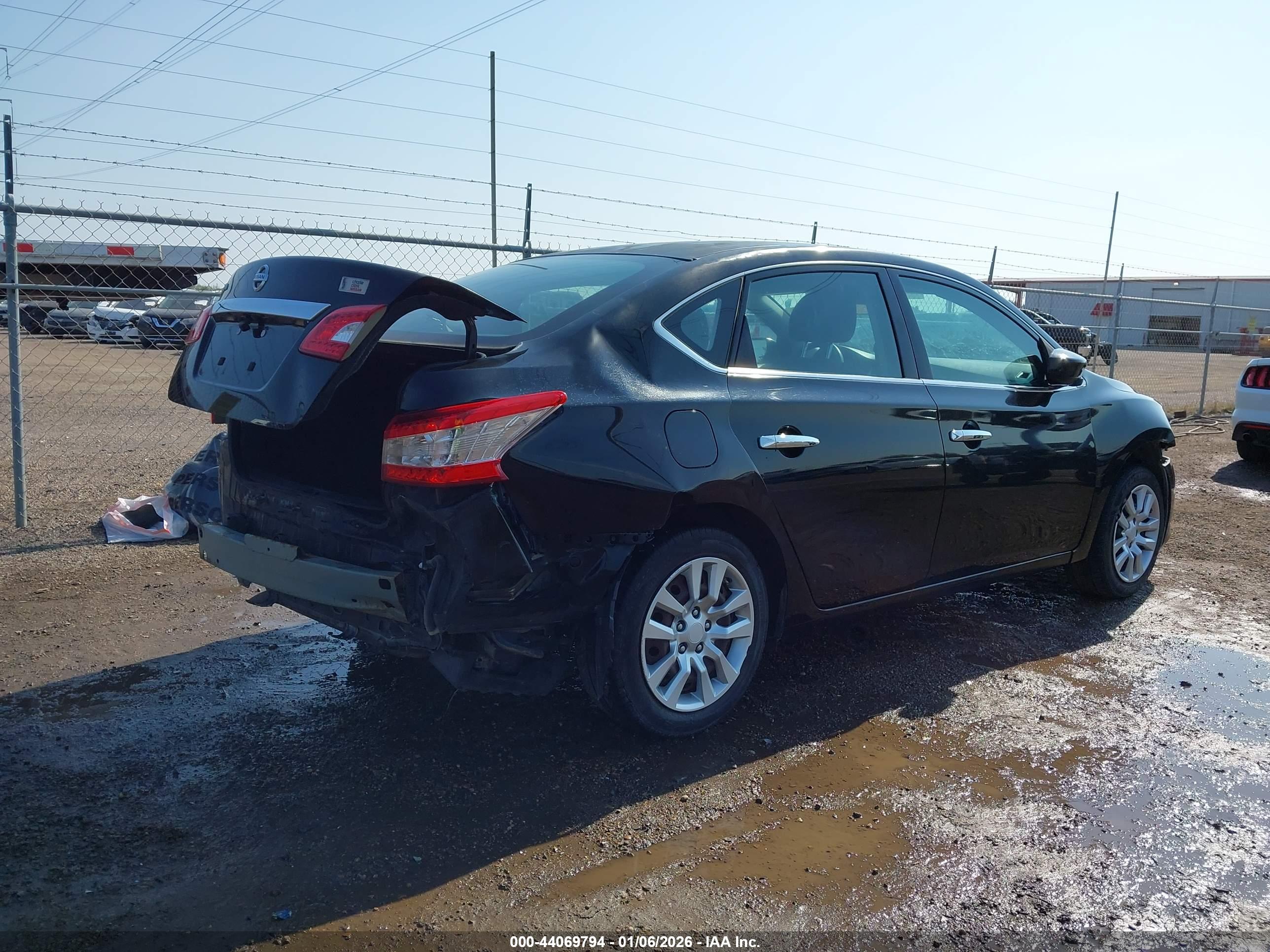 NISSAN SENTRA image 4
