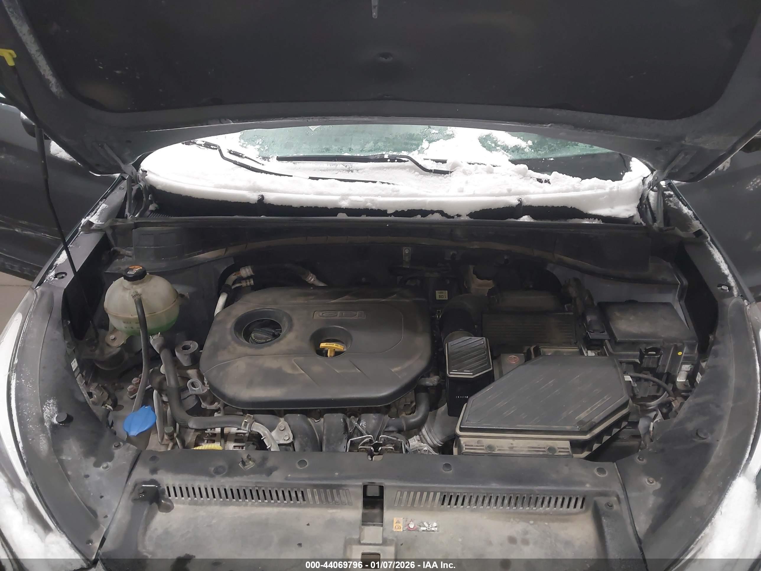 HYUNDAI TUCSON image 10