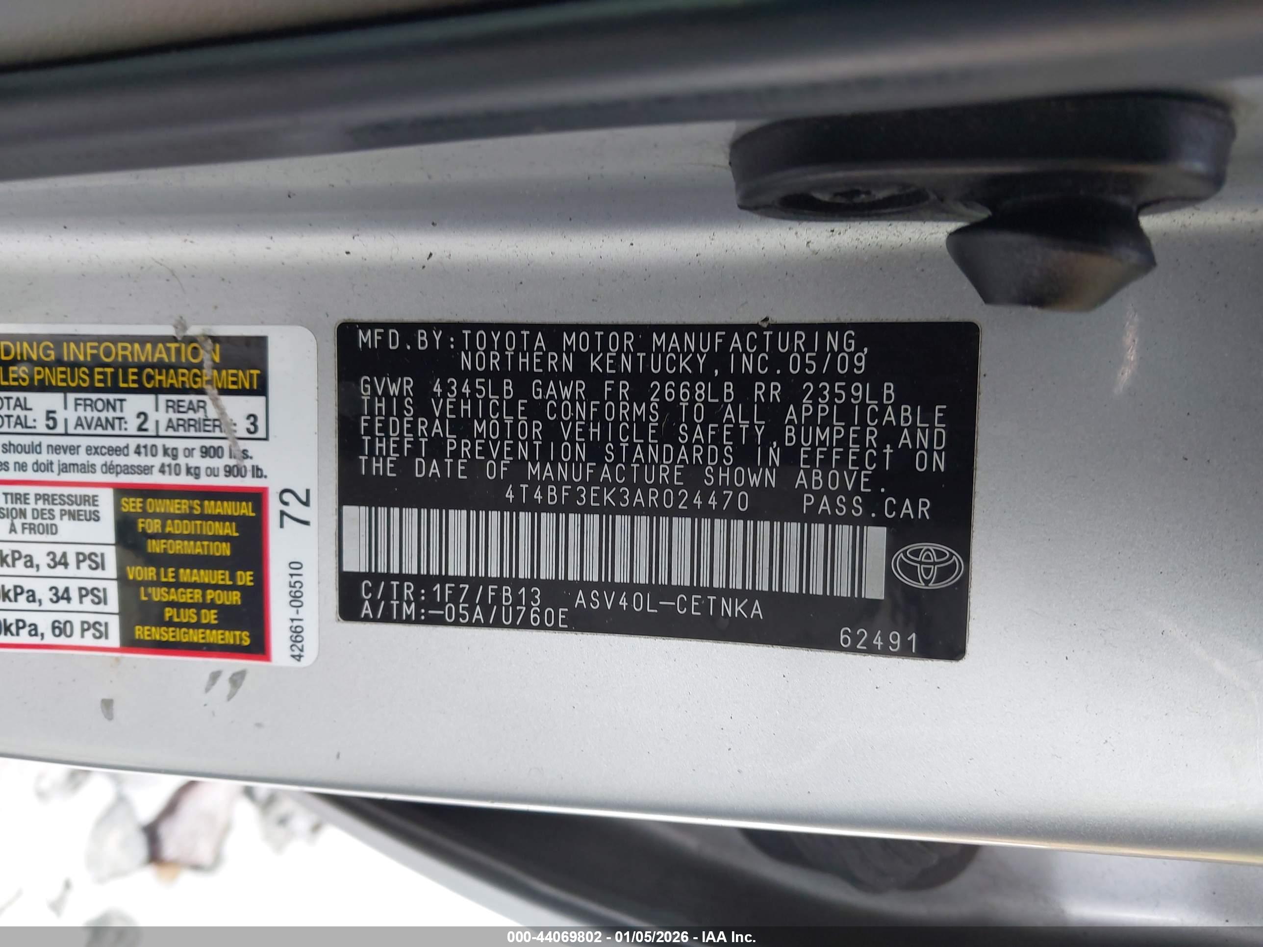 TOYOTA CAMRY image 9
