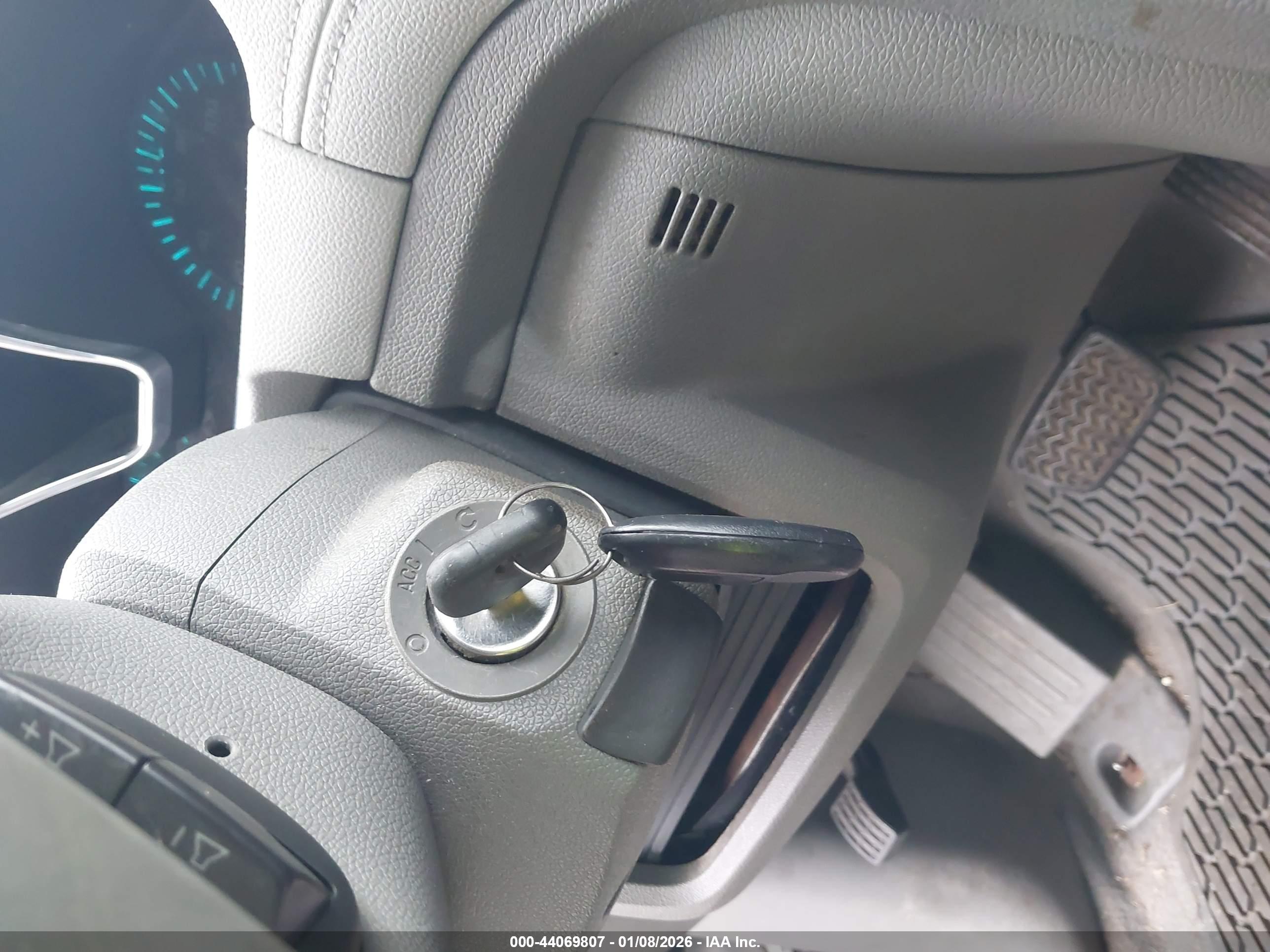 CHEVROLET TRAVERSE image 11