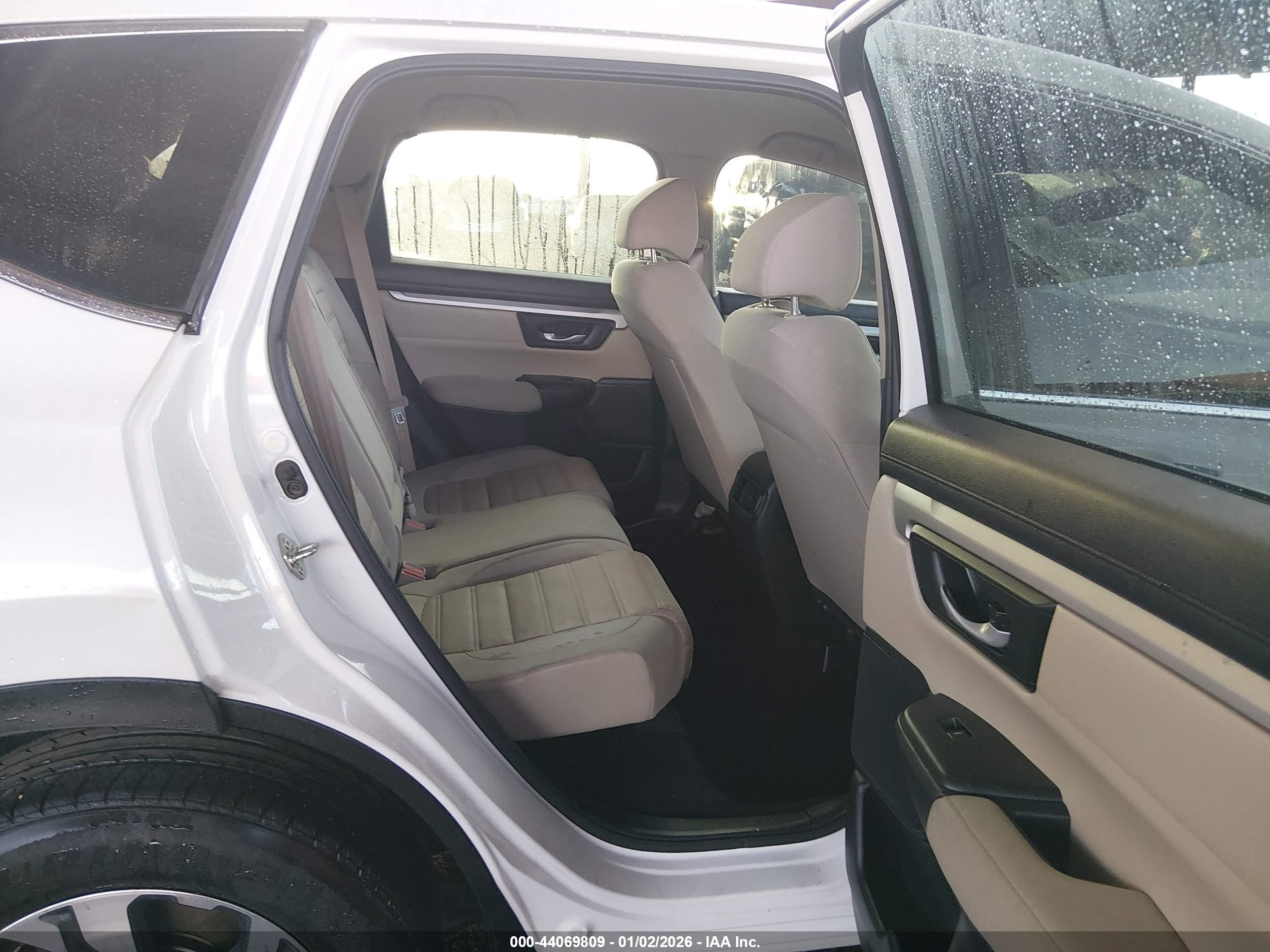 HONDA CR-V image 8
