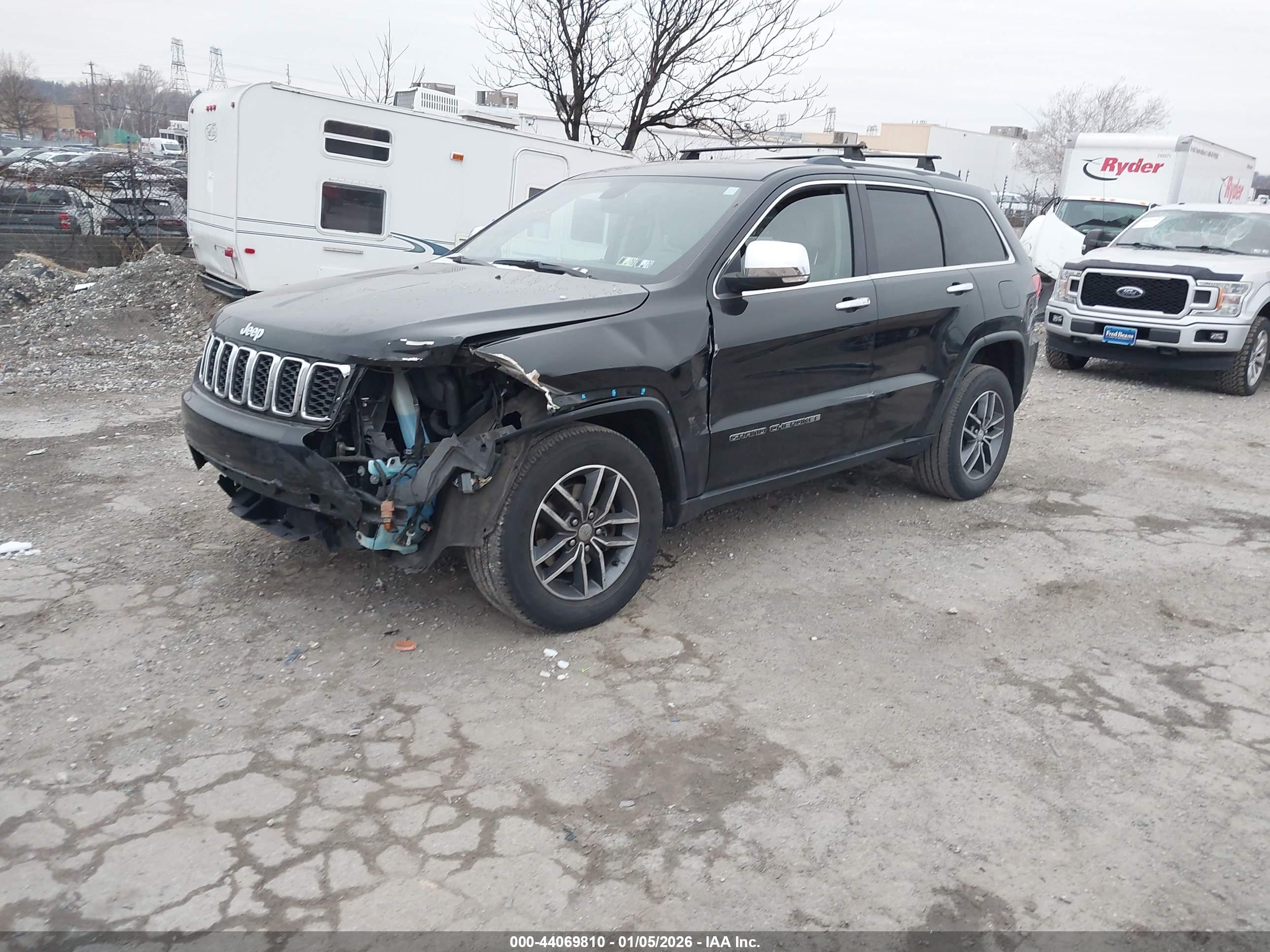 JEEP GRAND image 2