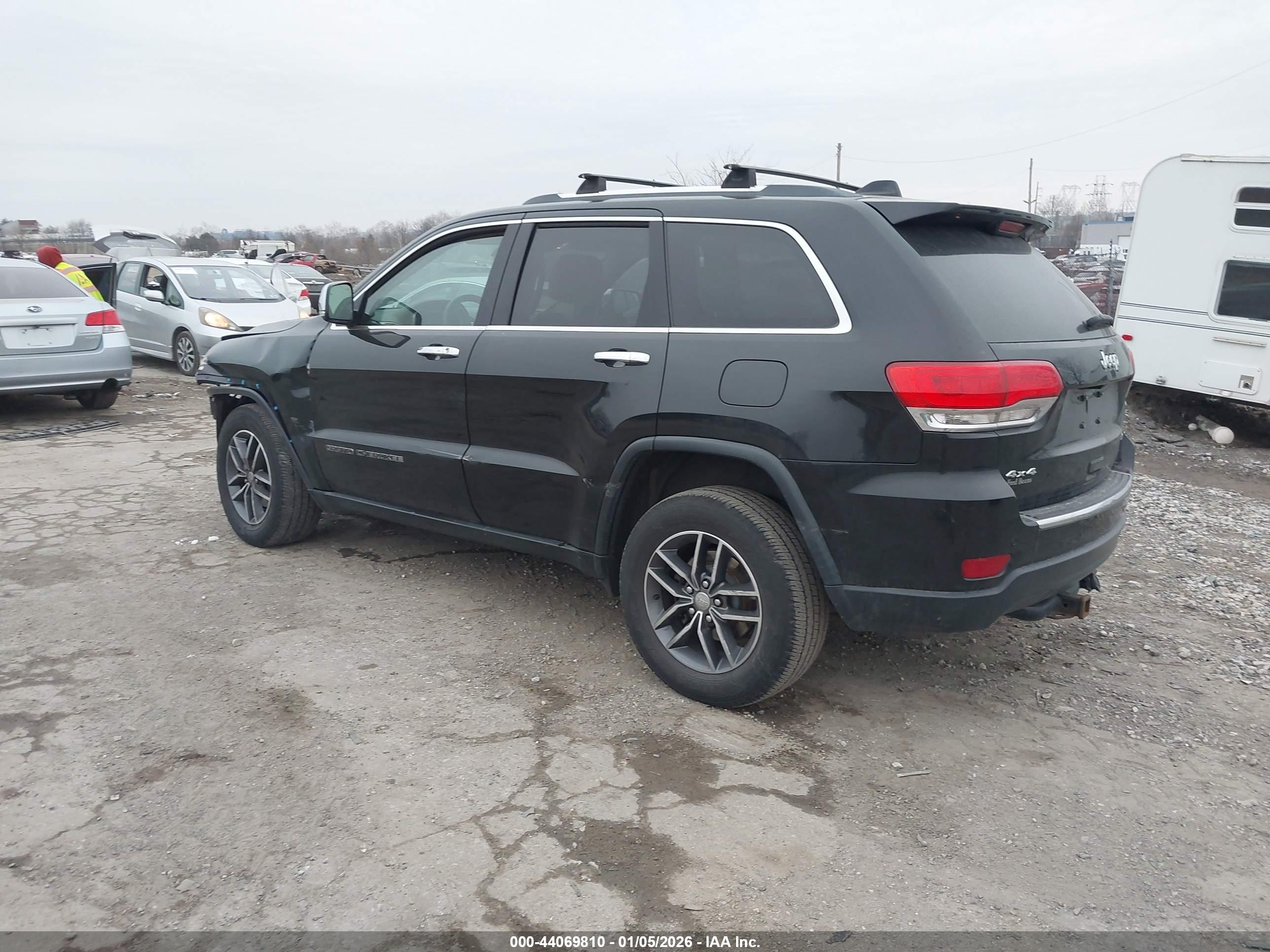 JEEP GRAND image 3