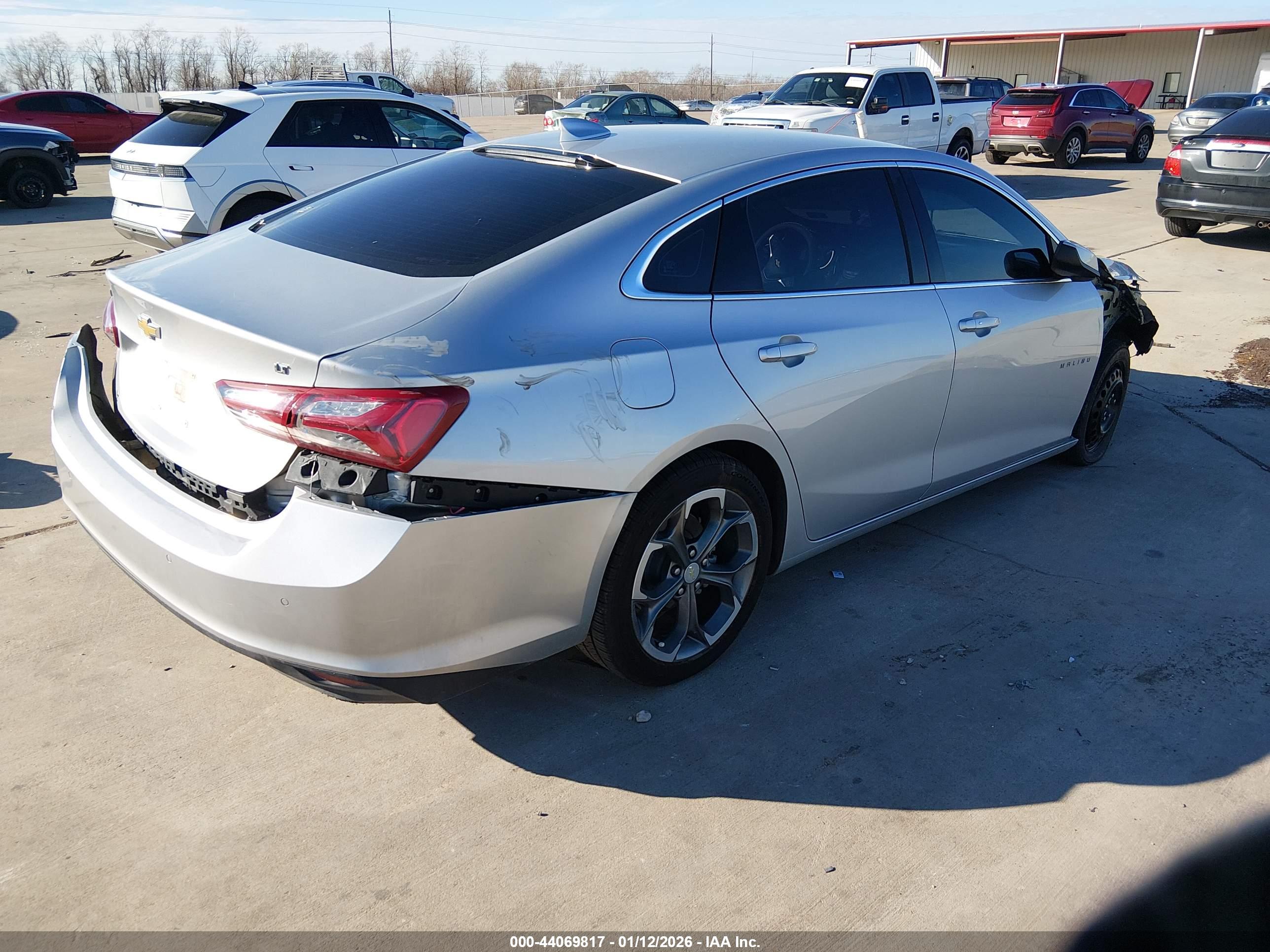 CHEVROLET MALIBU image 4