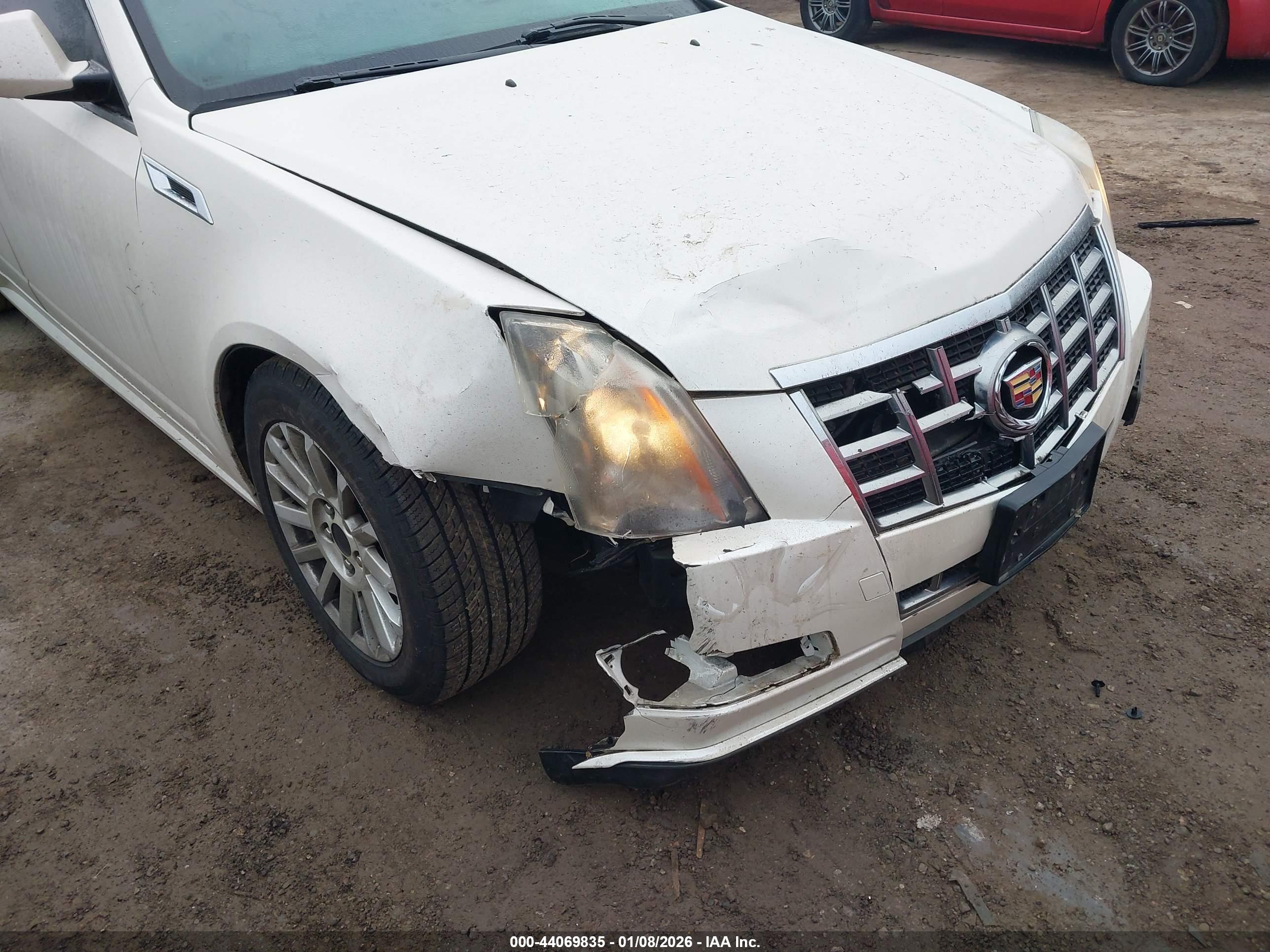 CADILLAC CTS image 6