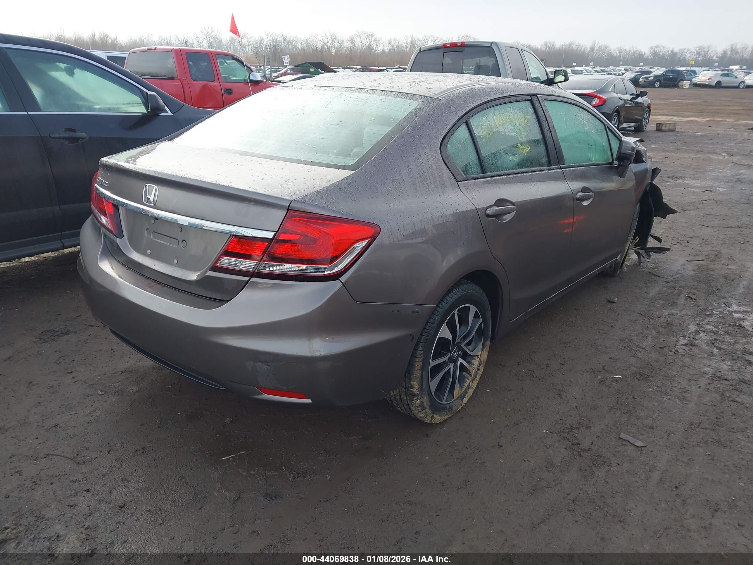 HONDA CIVIC image 4
