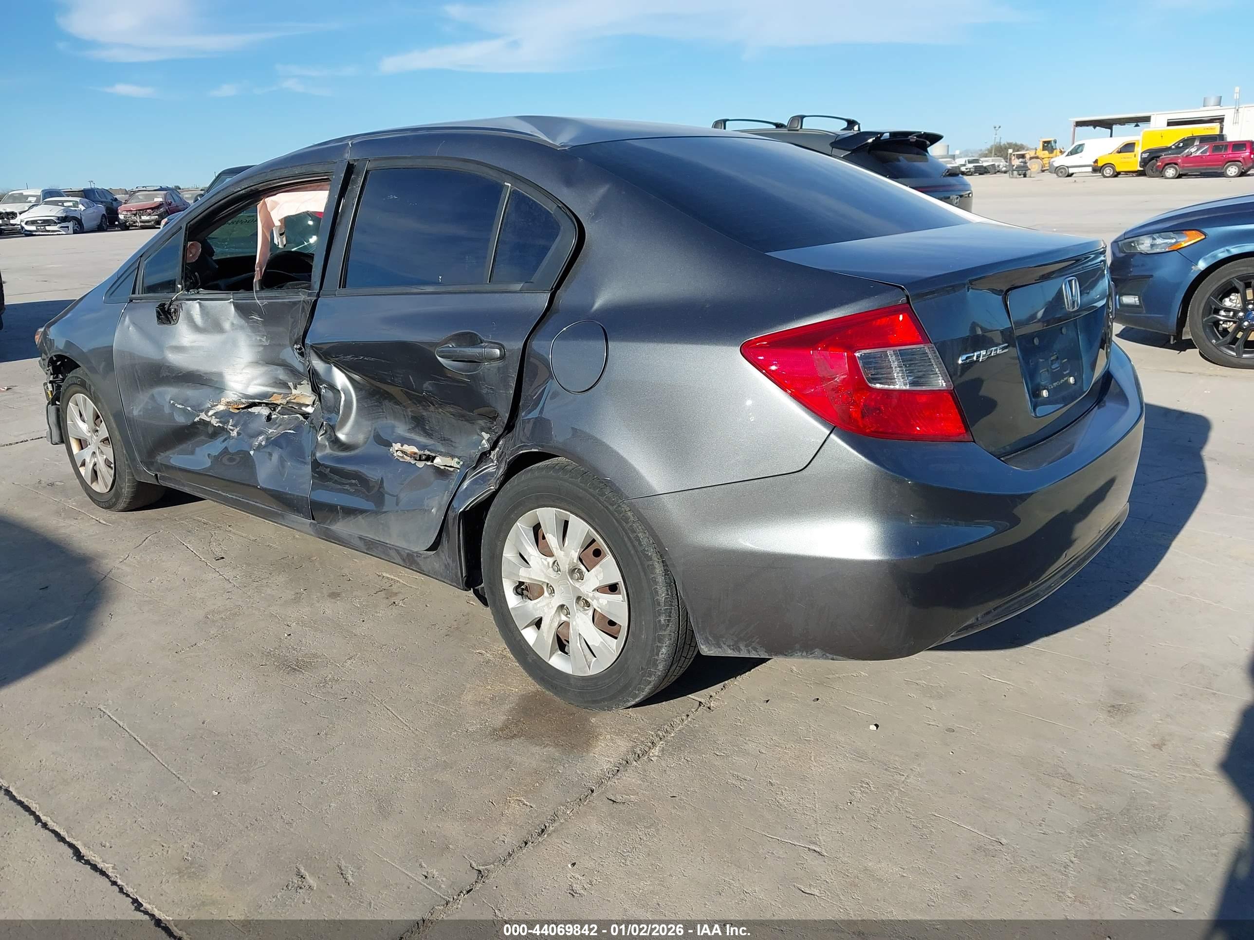 HONDA CIVIC image 3