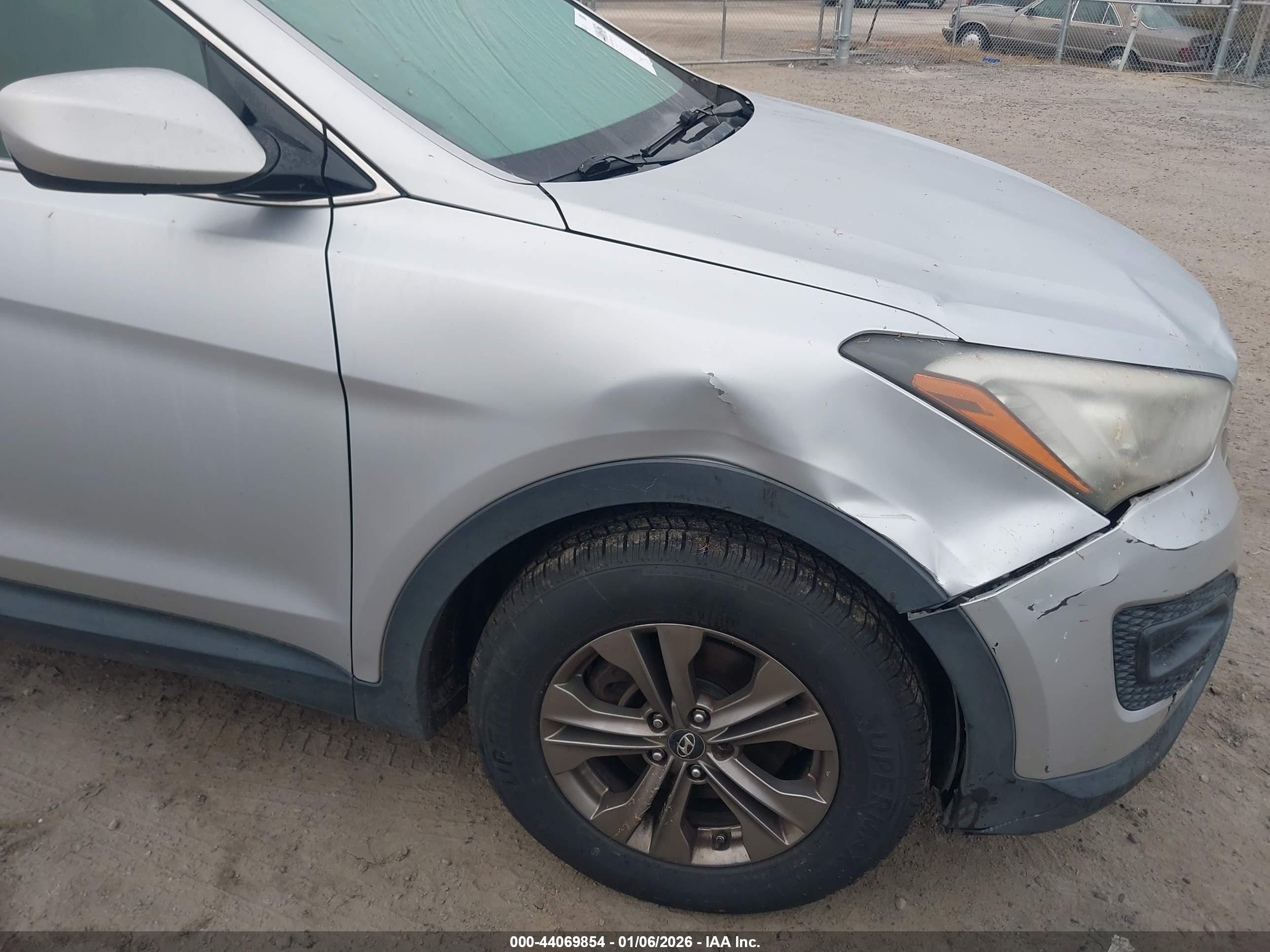 HYUNDAI SANTA image 6