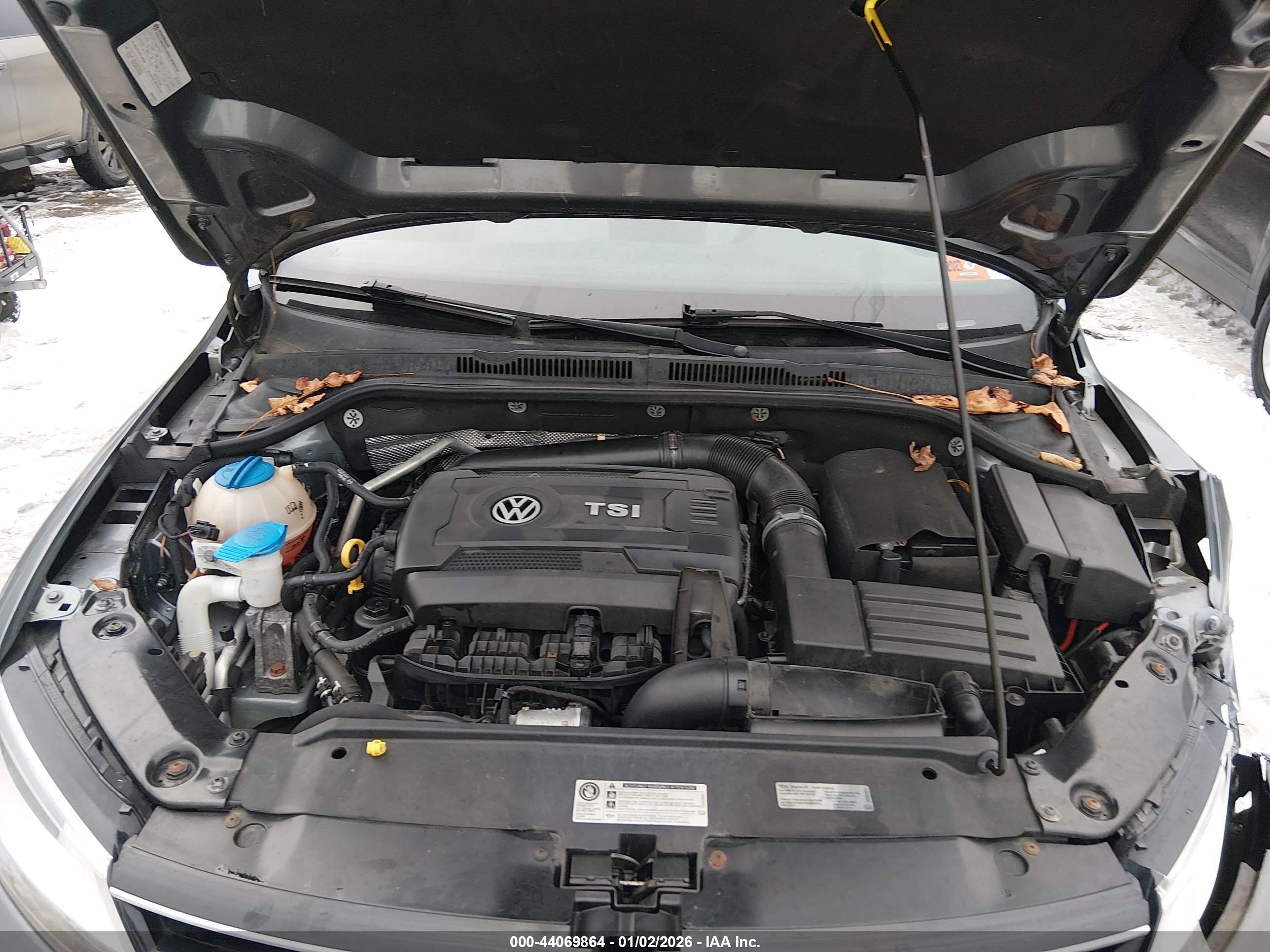 VOLKSWAGEN JETTA image 10