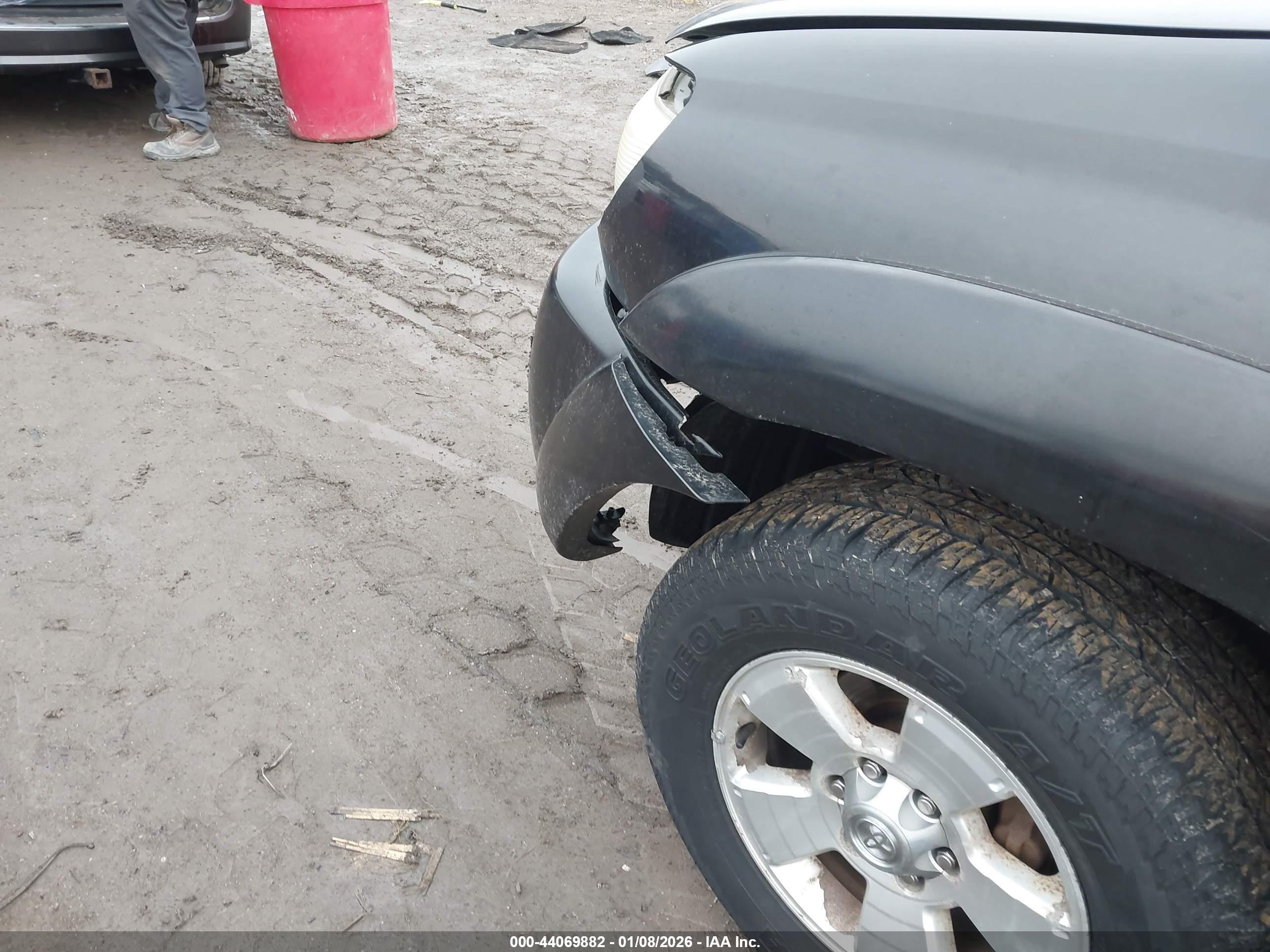 TOYOTA TACOMA image 6