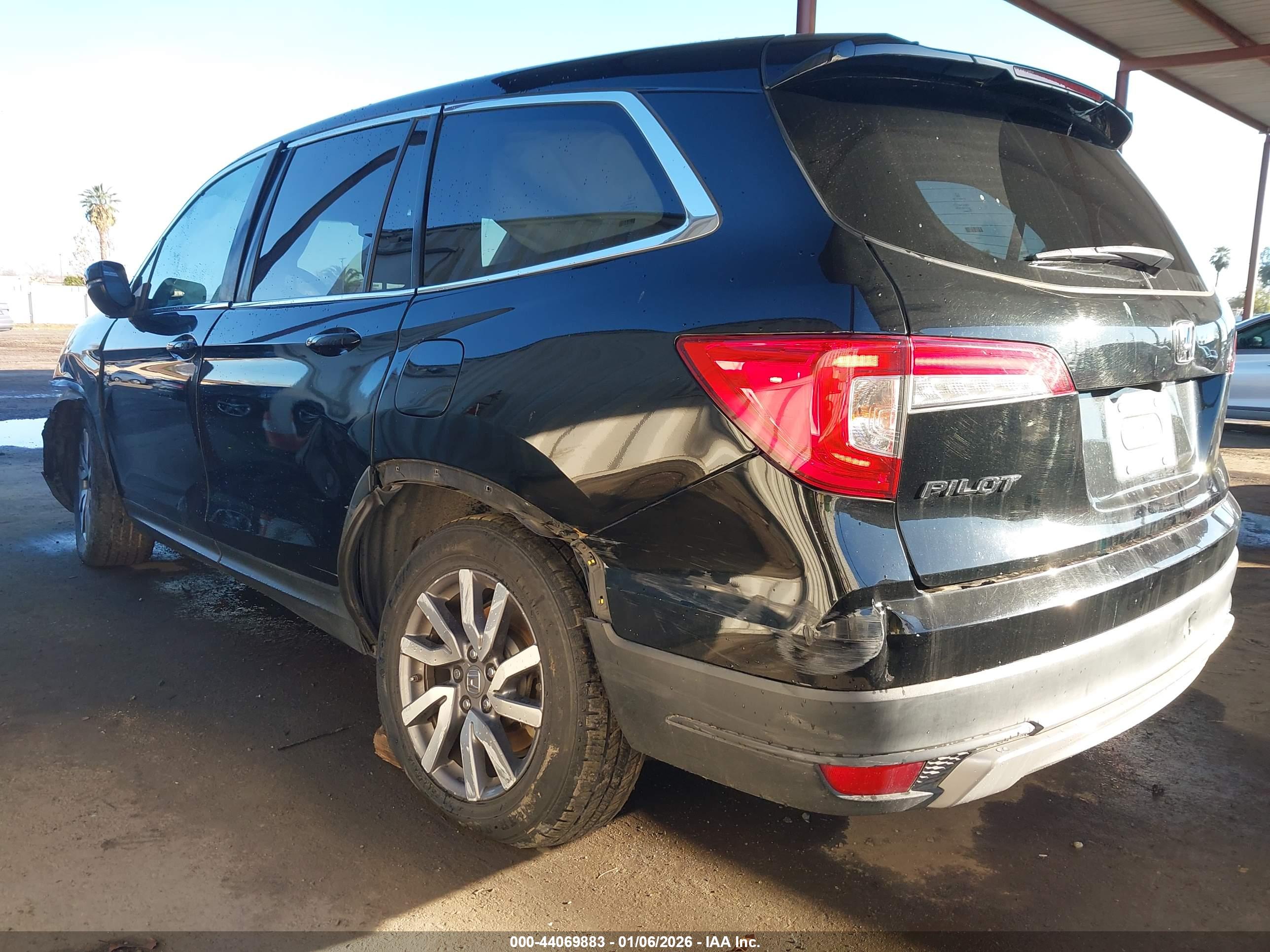 HONDA PILOT image 3