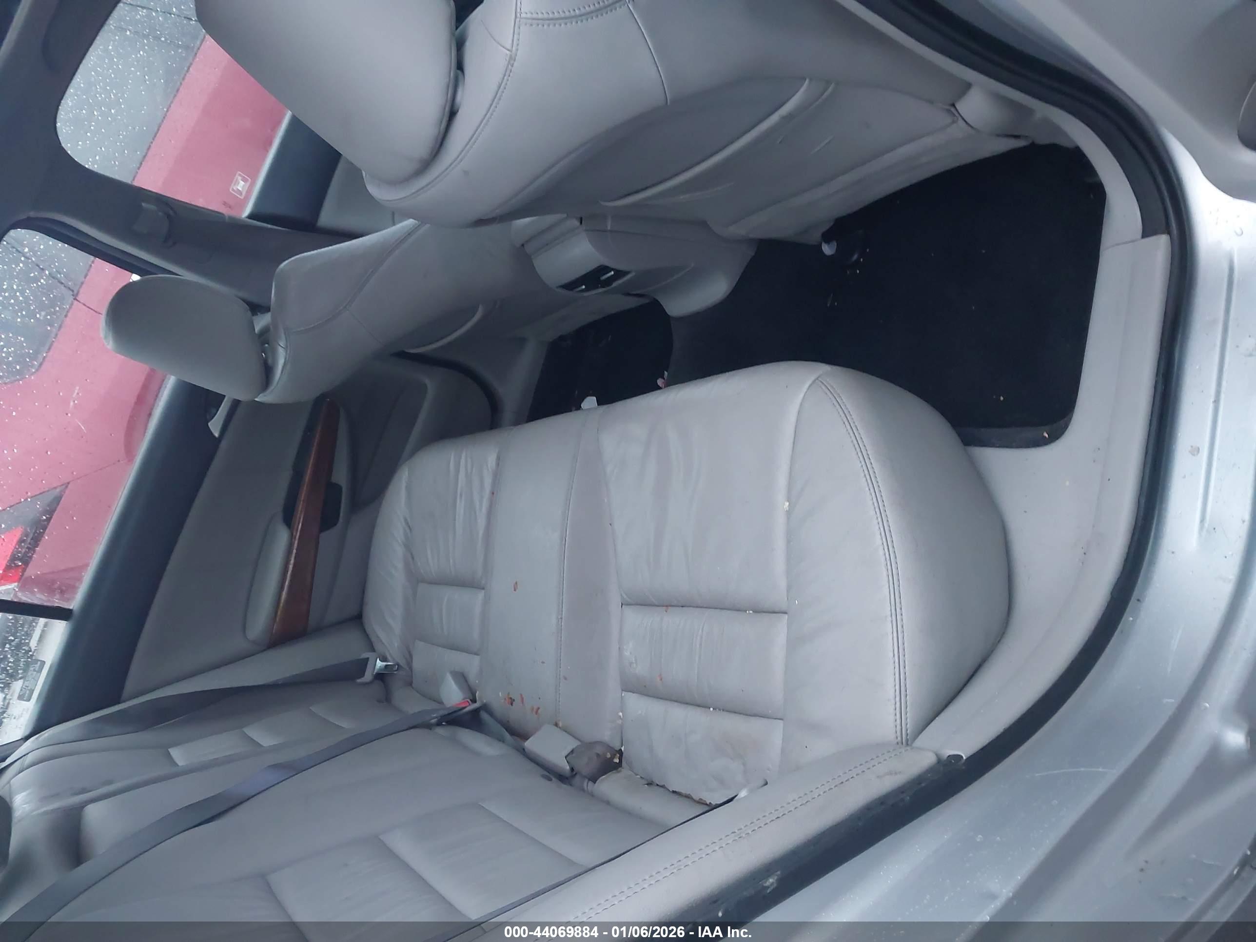 HONDA ACCORD image 8
