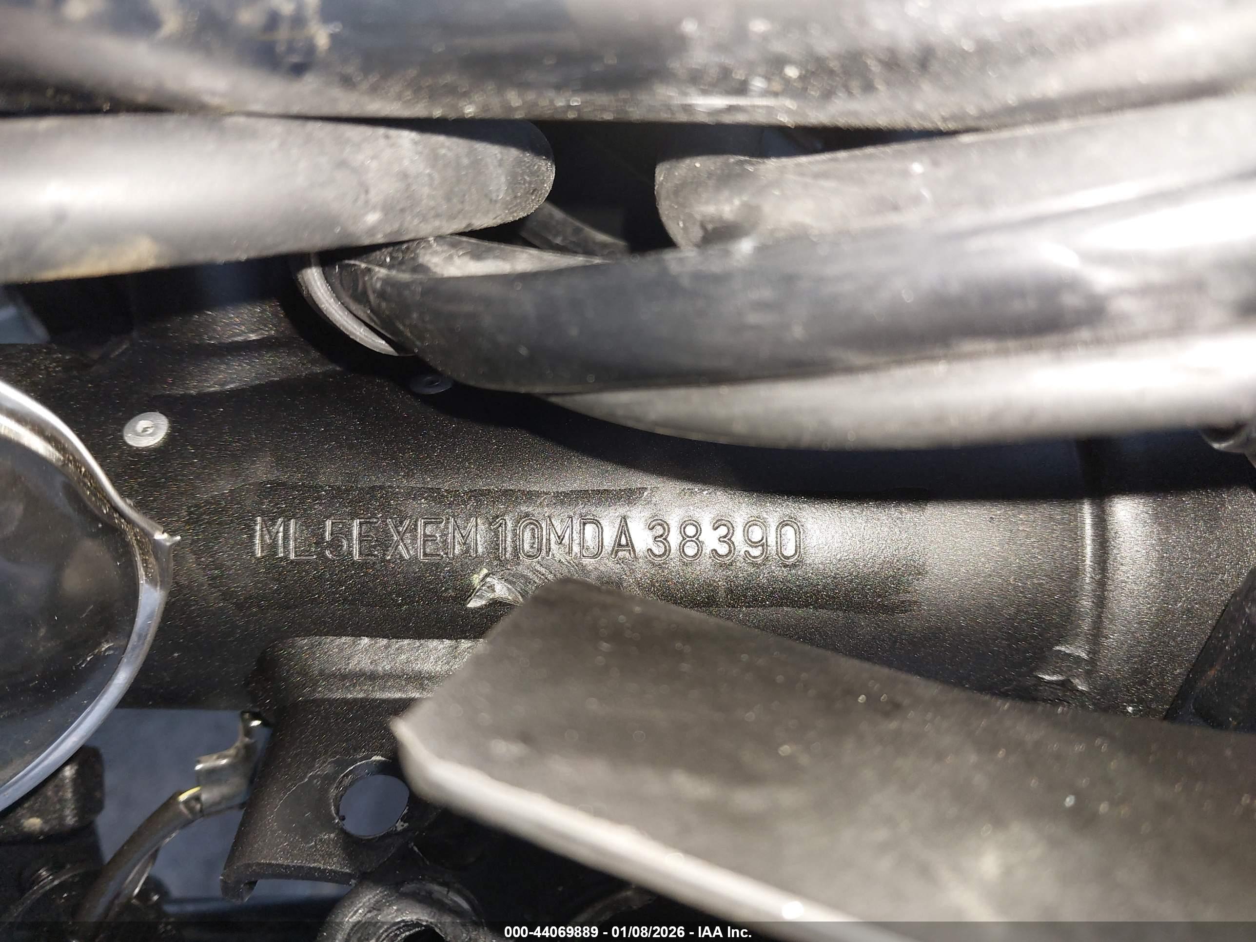 KAWASAKI EX650 image 10