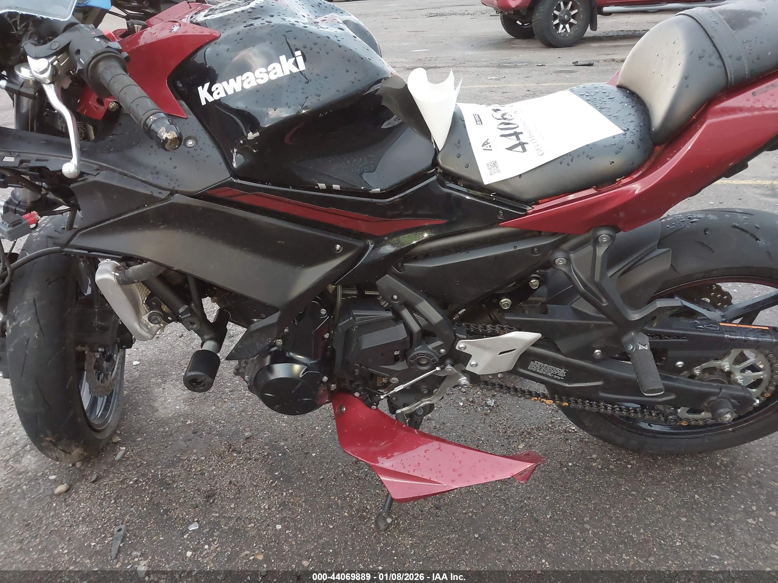 KAWASAKI EX650 image 9
