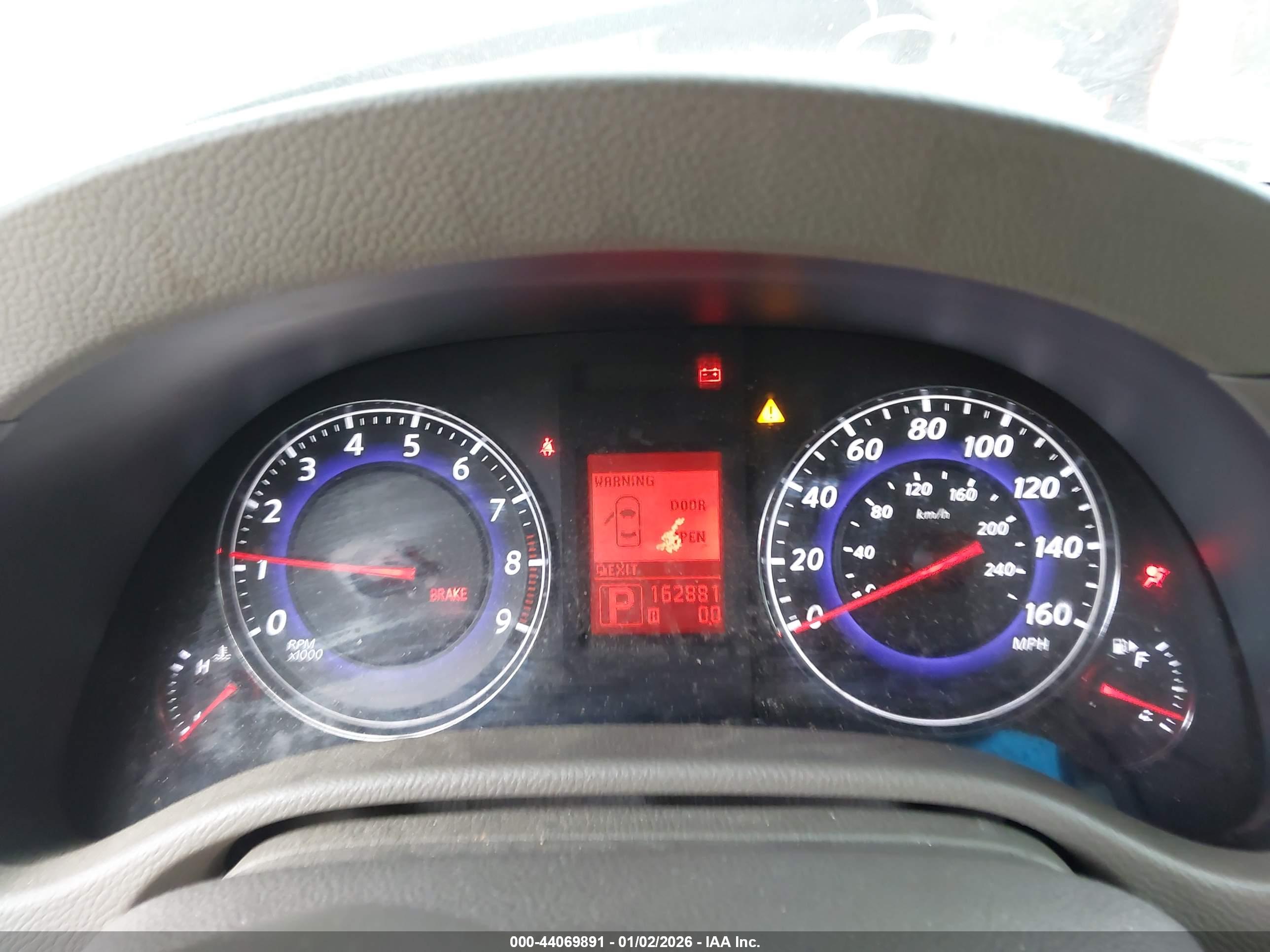 INFINITI G37 image 7