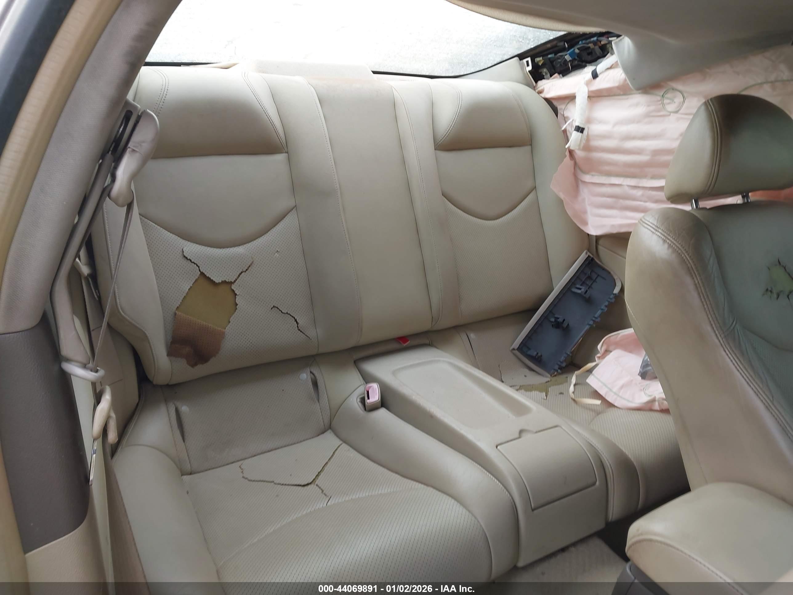 INFINITI G37 image 8