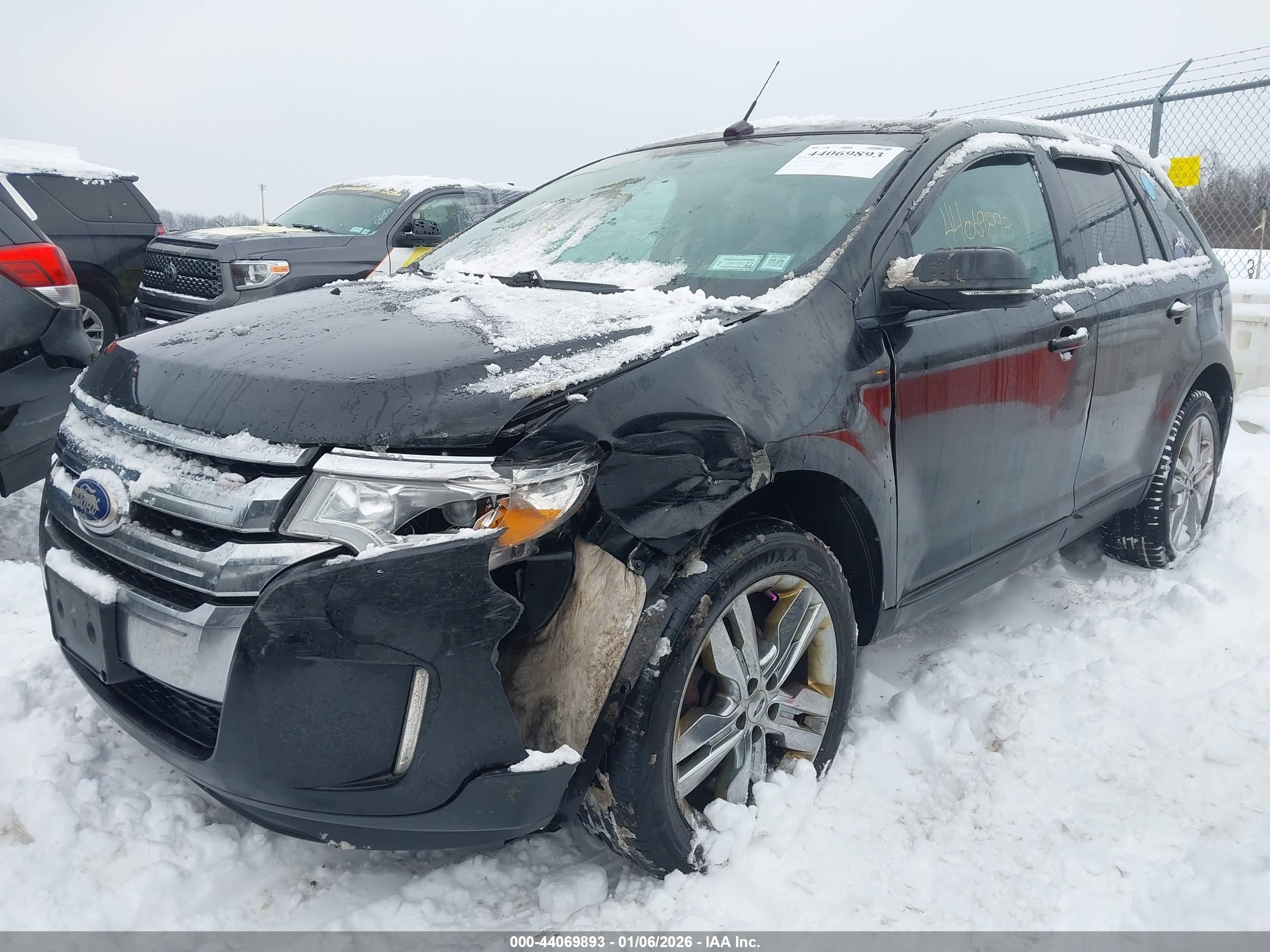 FORD EDGE image 2