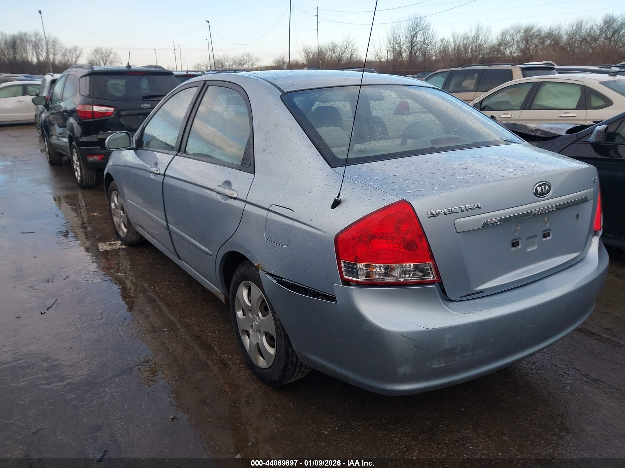 KIA SPECTRA image 3