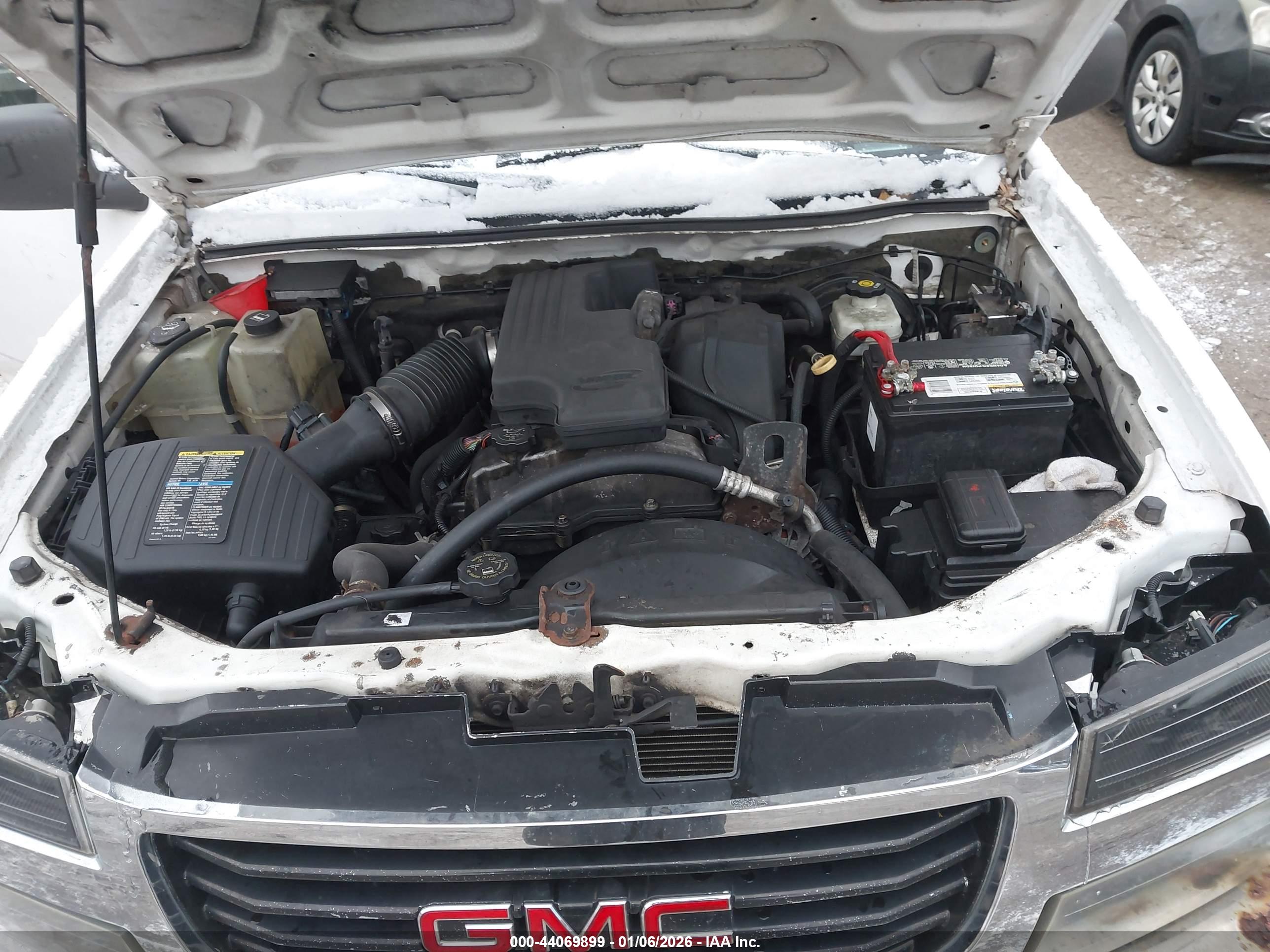 GMC CANYON image 10