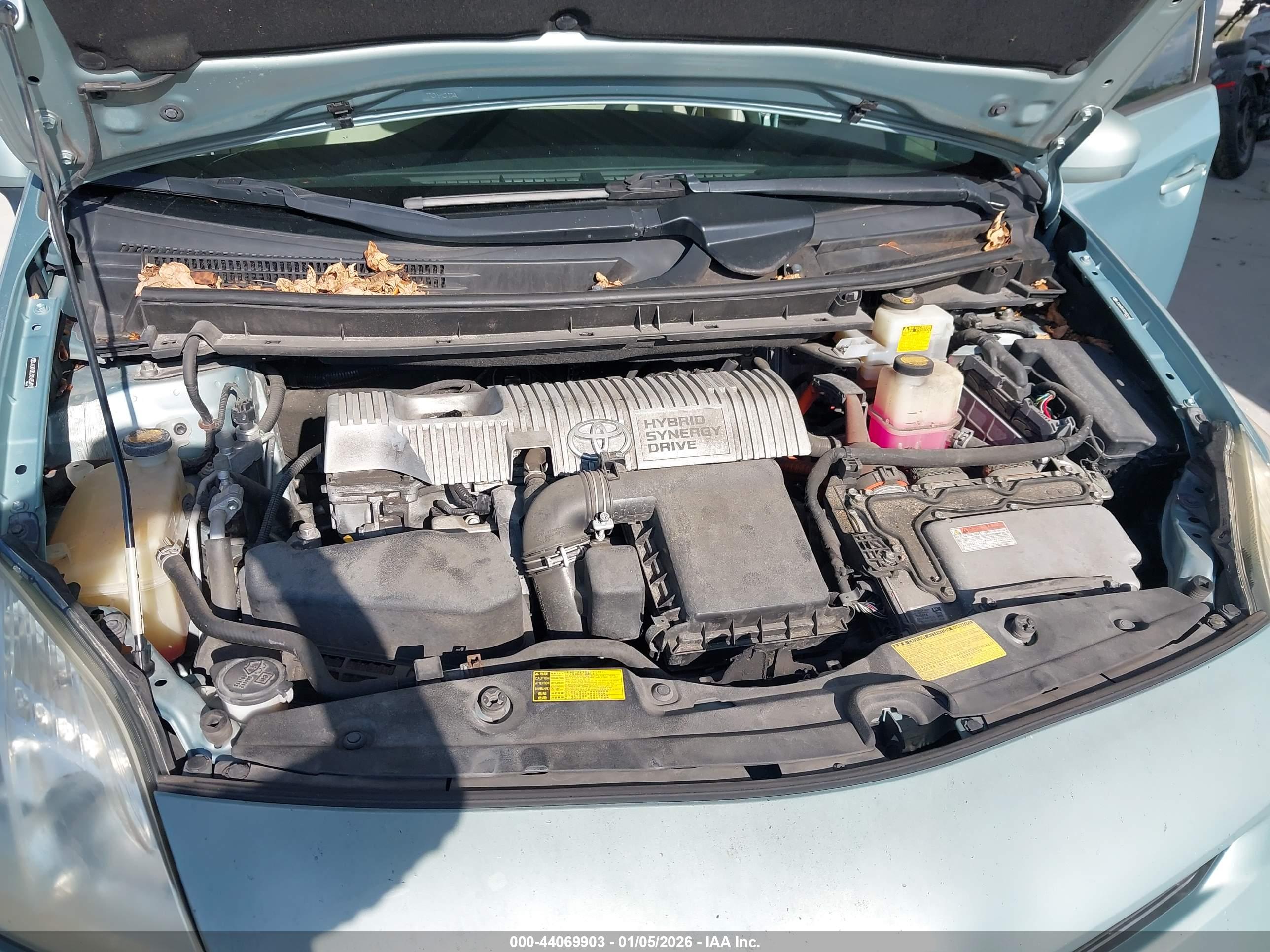 TOYOTA PRIUS image 10