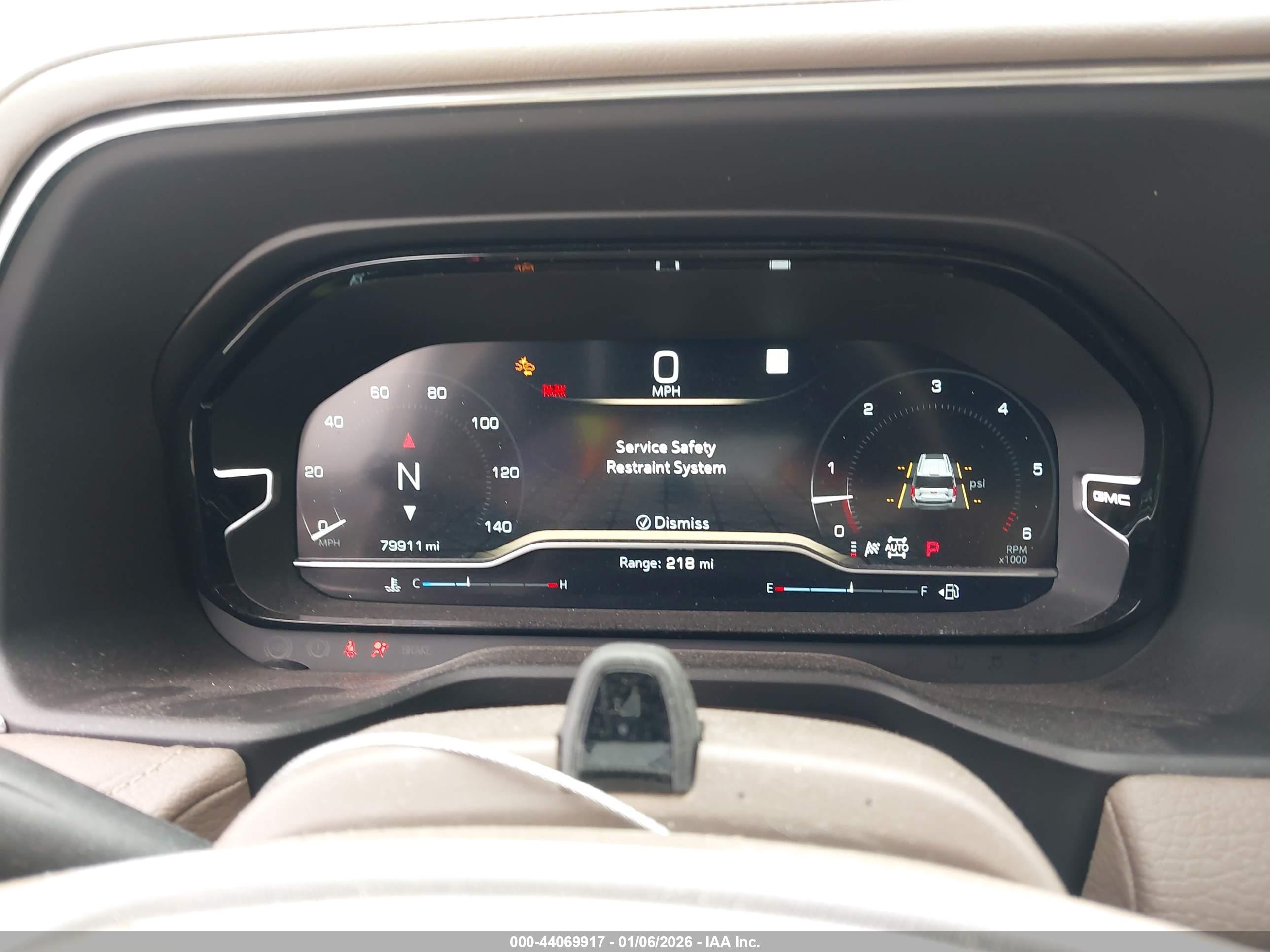 GMC YUKON image 7
