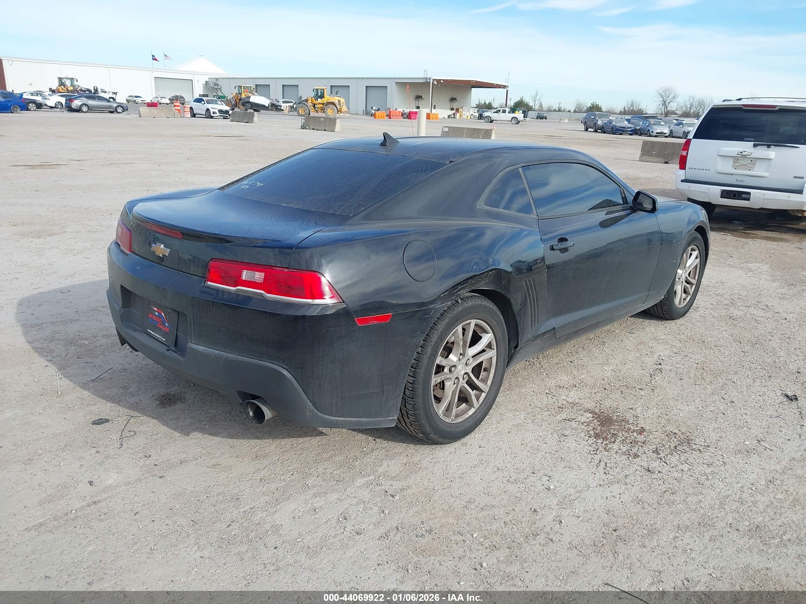 CHEVROLET CAMARO image 4
